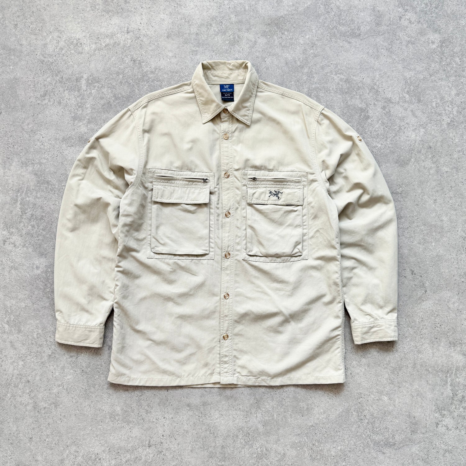 Arc’teryx 2000s lightweight cargo combat shirt (XL)