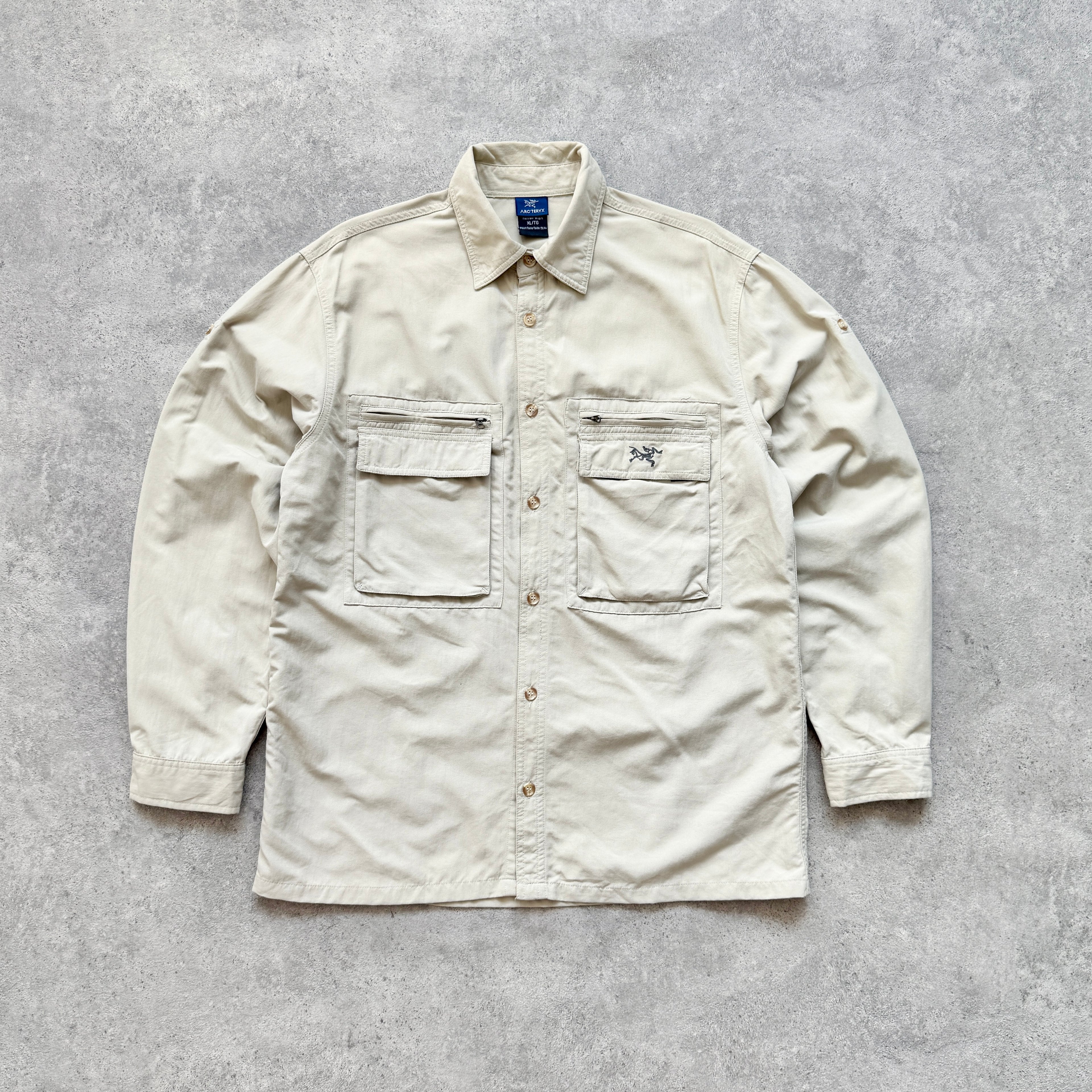 Arc’teryx 2000s lightweight cargo combat shirt (XL)
