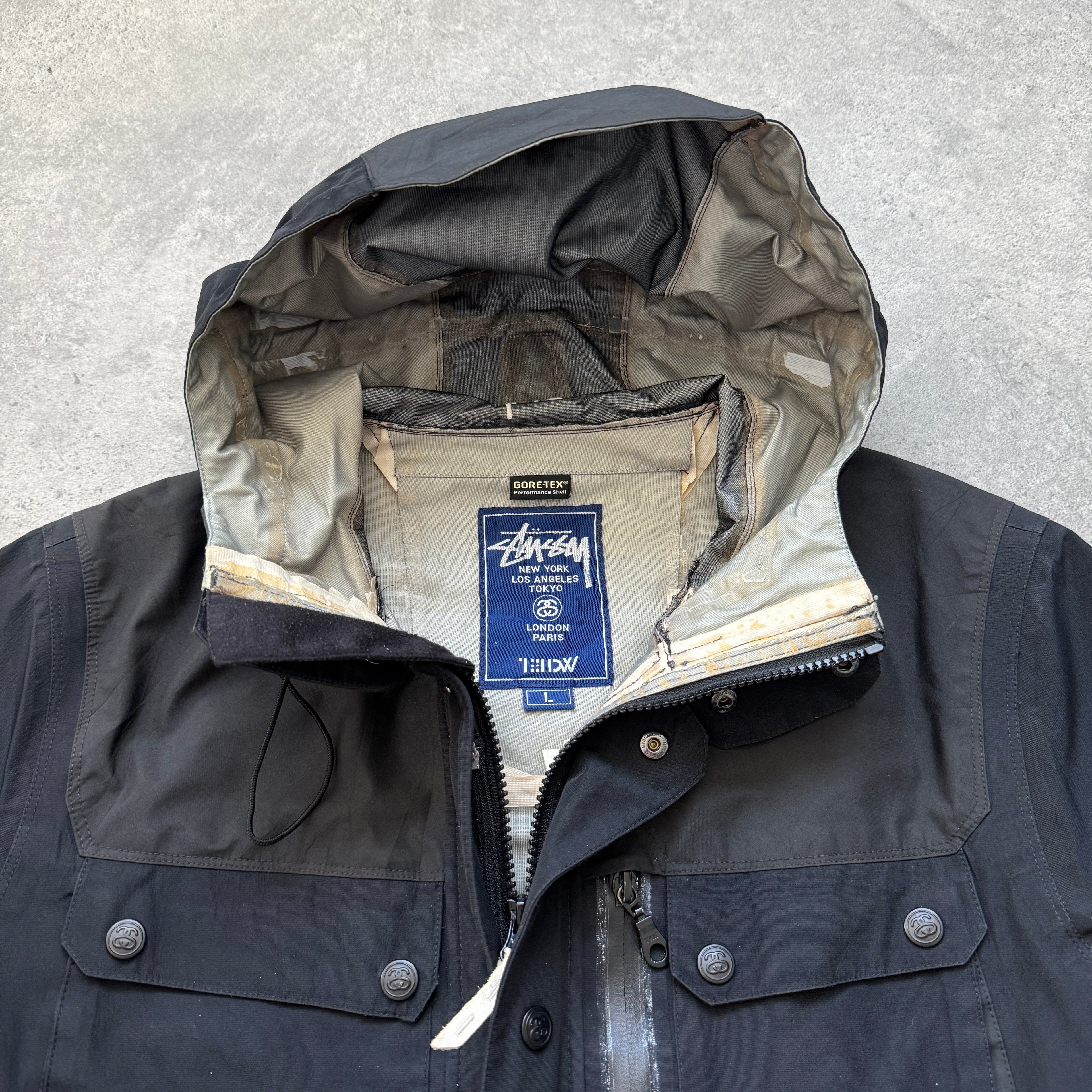 Stussy x 13DW 2010 Gore-tex technical shell jacket (L)