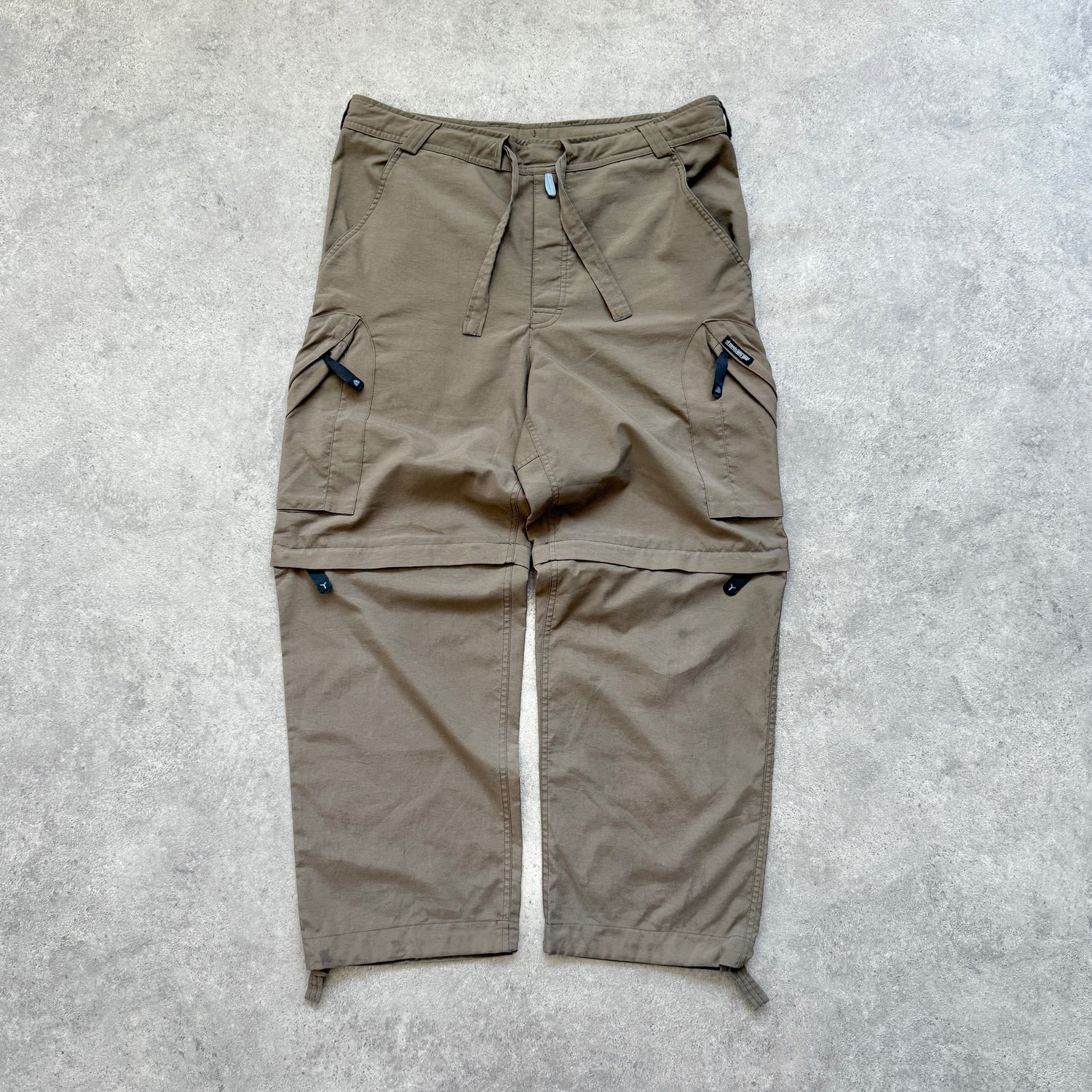 Nike ACG 2000s convertible technical cargo trousers (L)