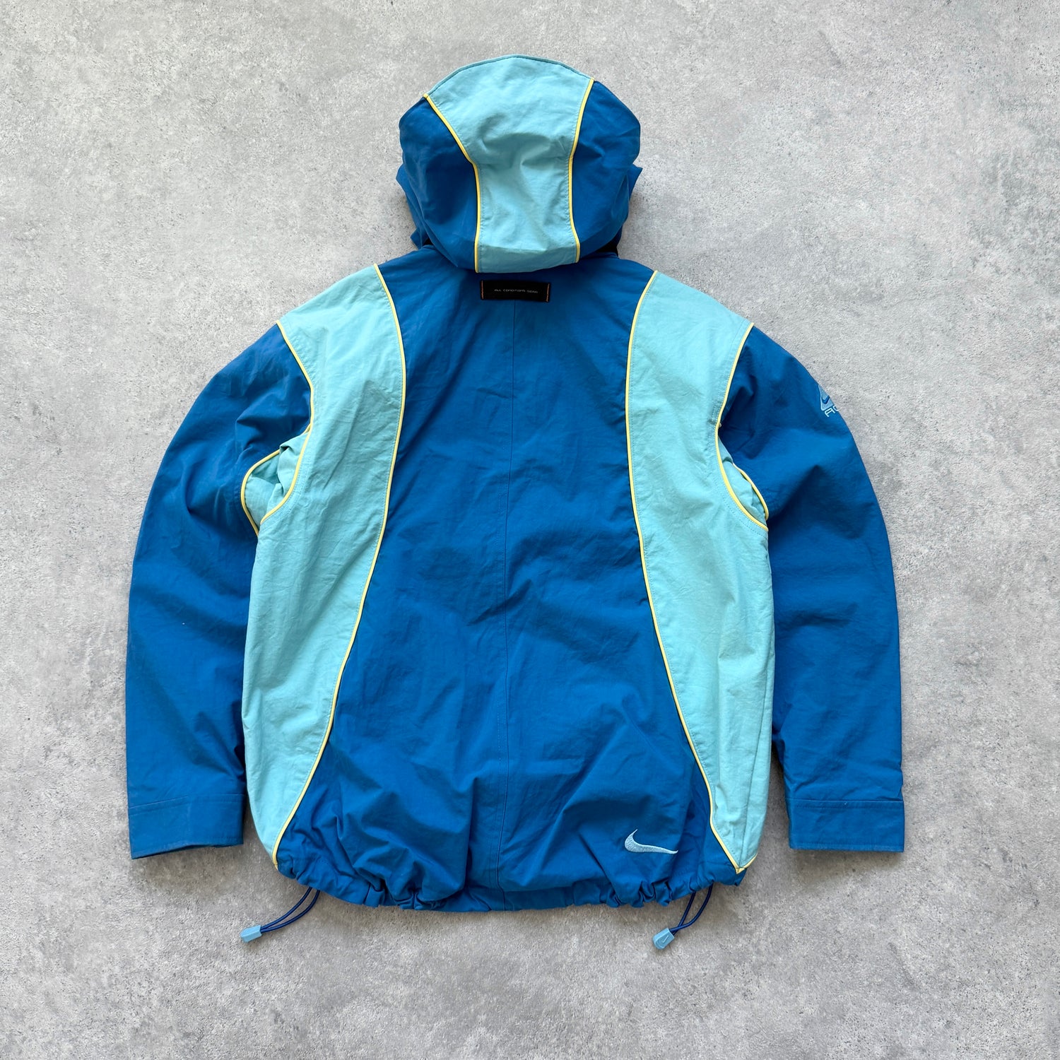 Nike ACG 1990s storm fit heavyweight technical jacket (S)