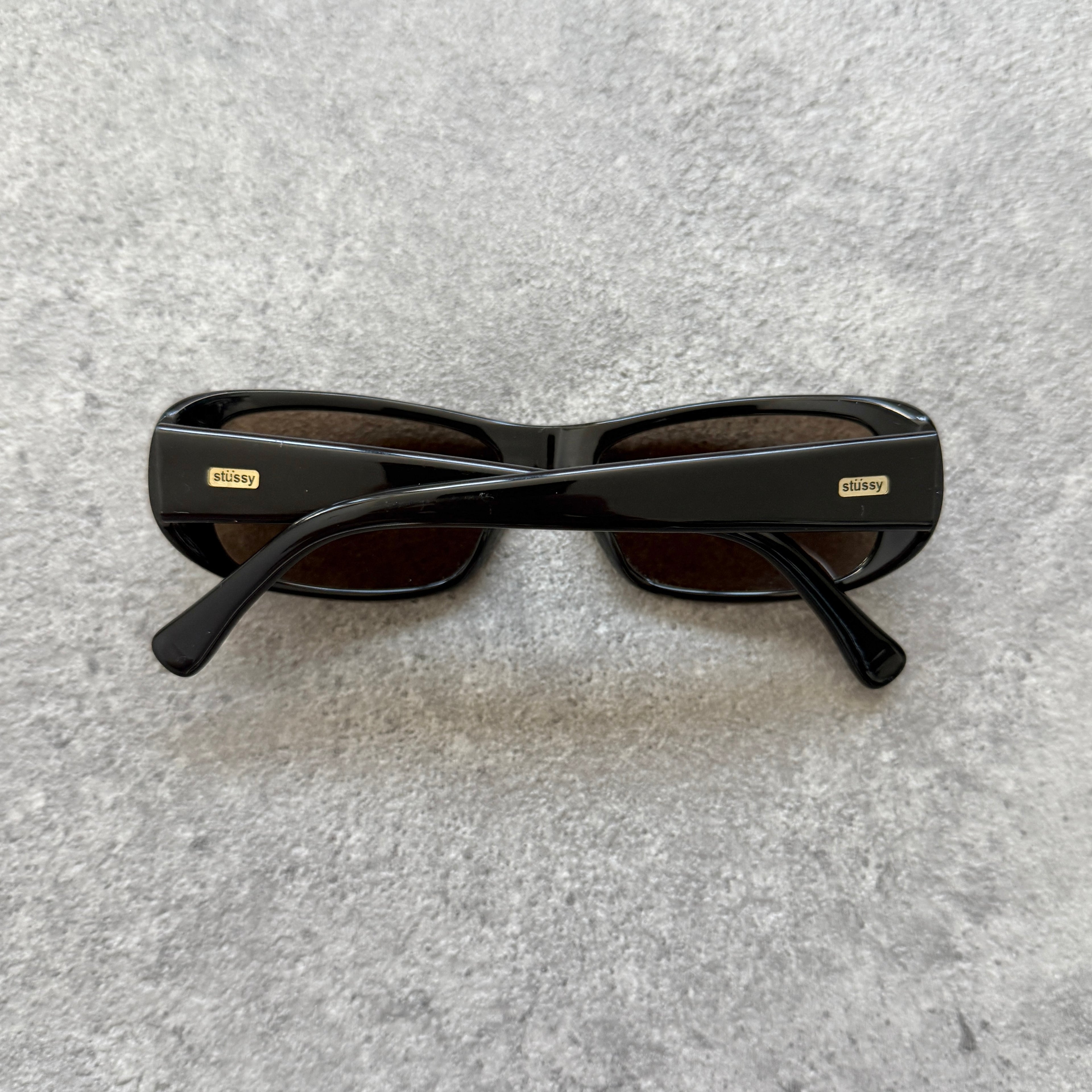 Stussy 2000’s ‘jamie’ black sunglasses