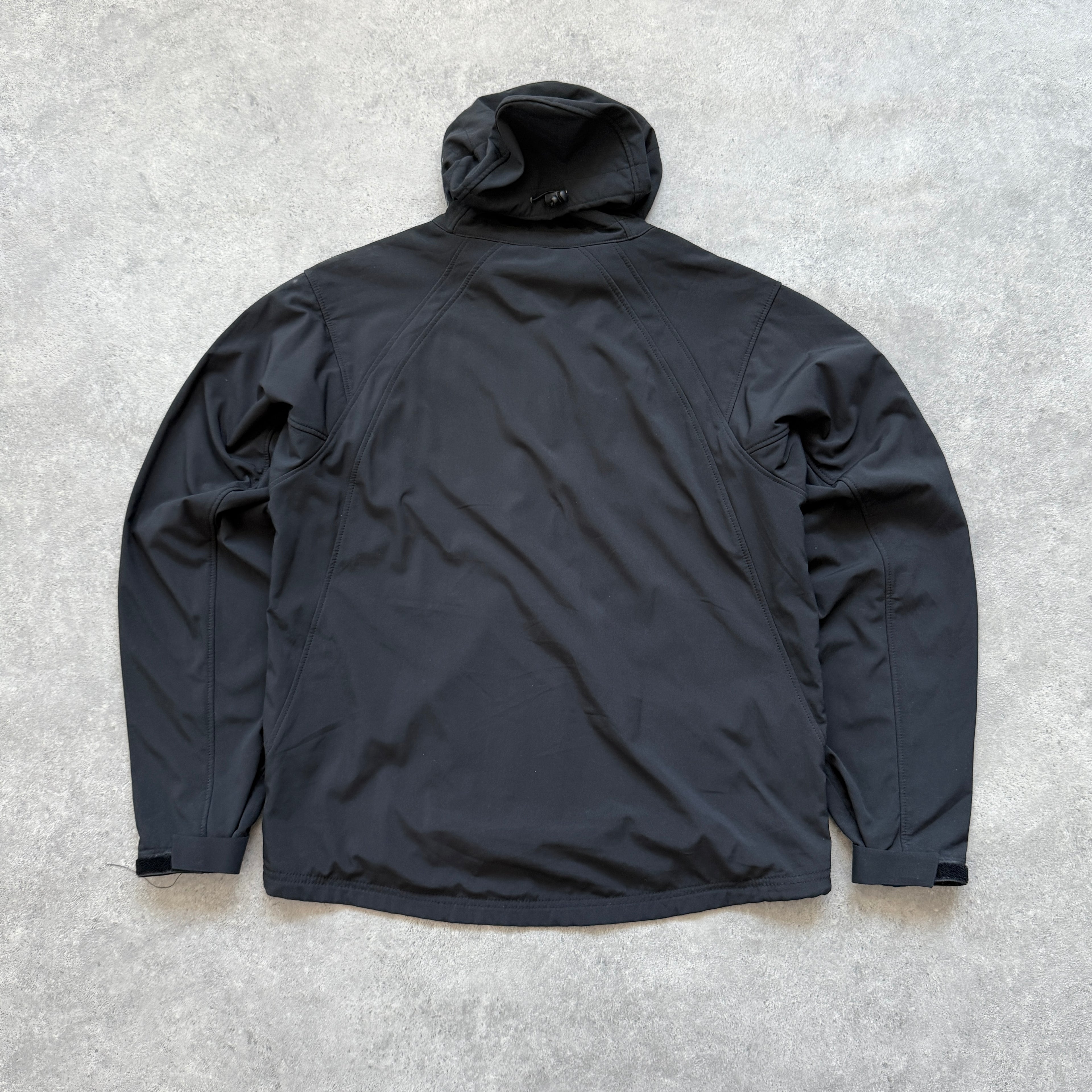 Arc’teryx RARE 2000s windstopper technical soft shell jacket (XL)