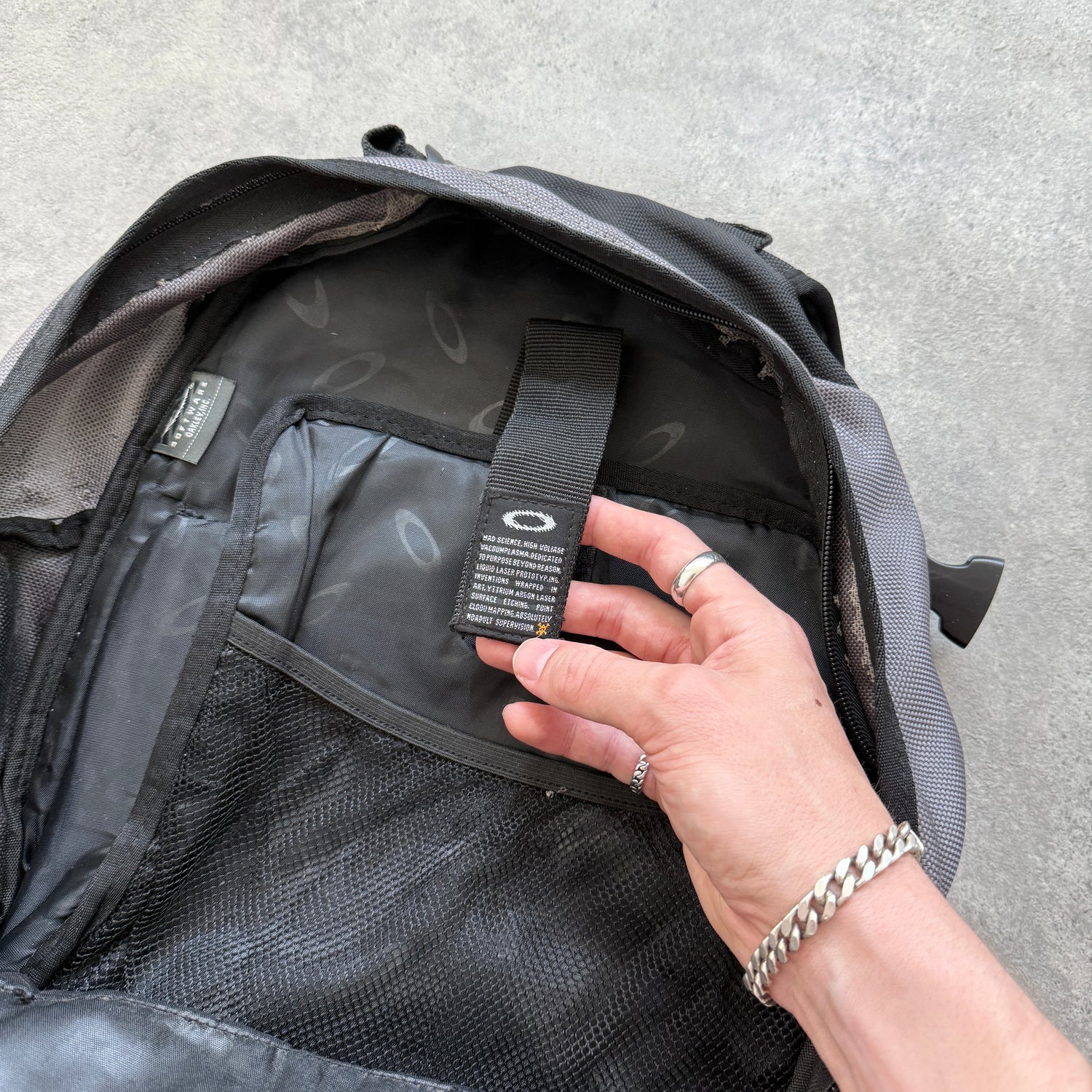 Oakley Software 2000s technical utility backpack (18”x16”)