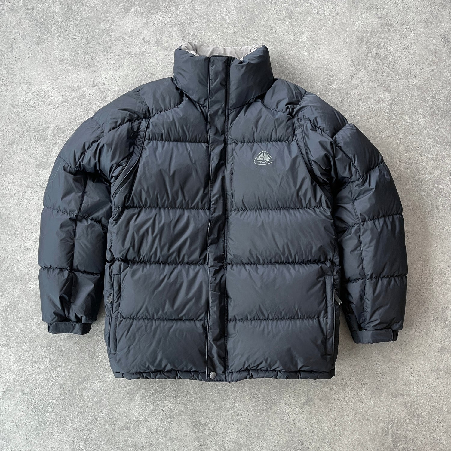 Nike ACG RARE 2000s heavyweight technical down fill puffer jacket (S)