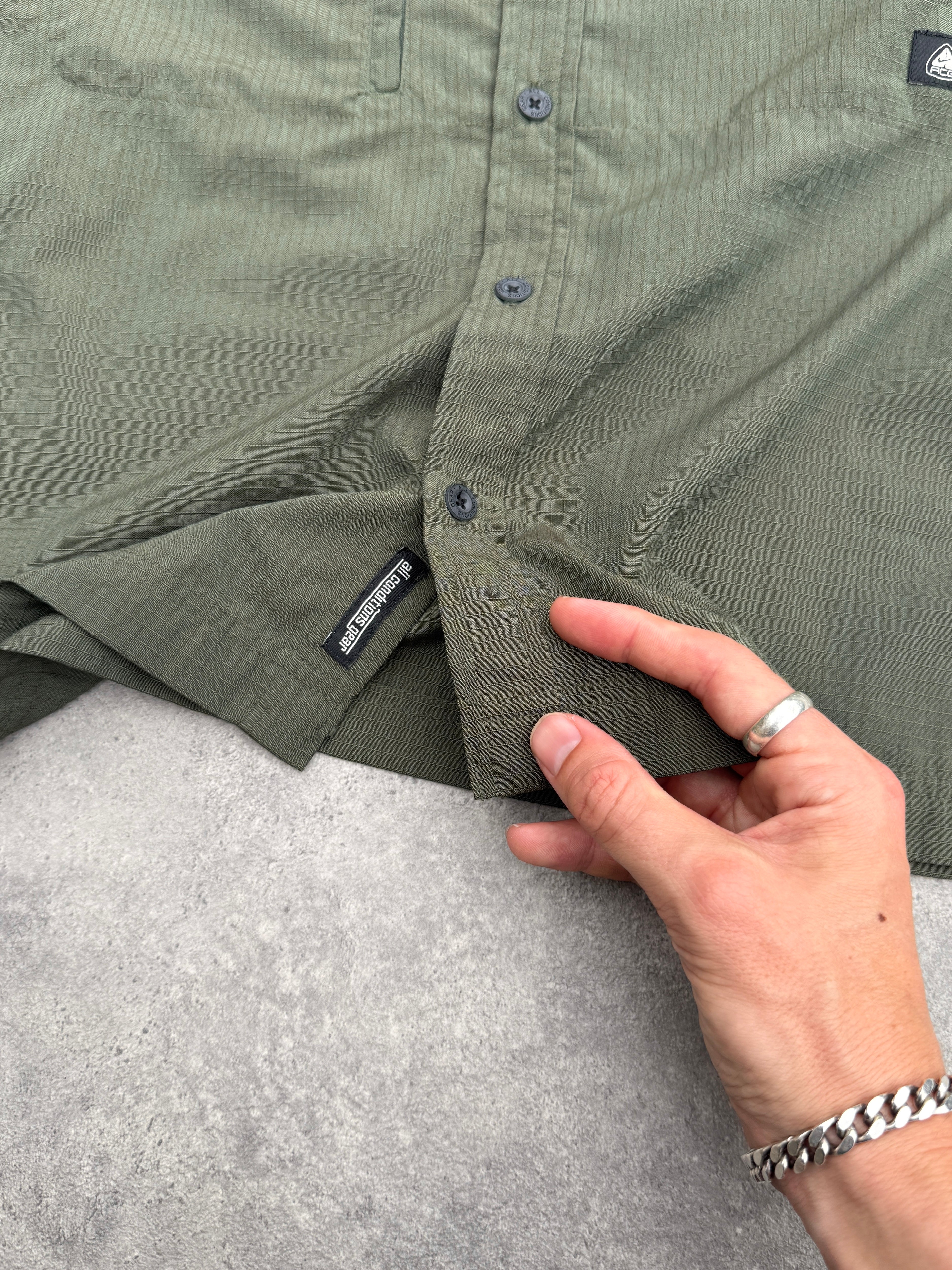 nike acg 2000s deadstock technical dri-fit ripstop shirt, hem tab detail