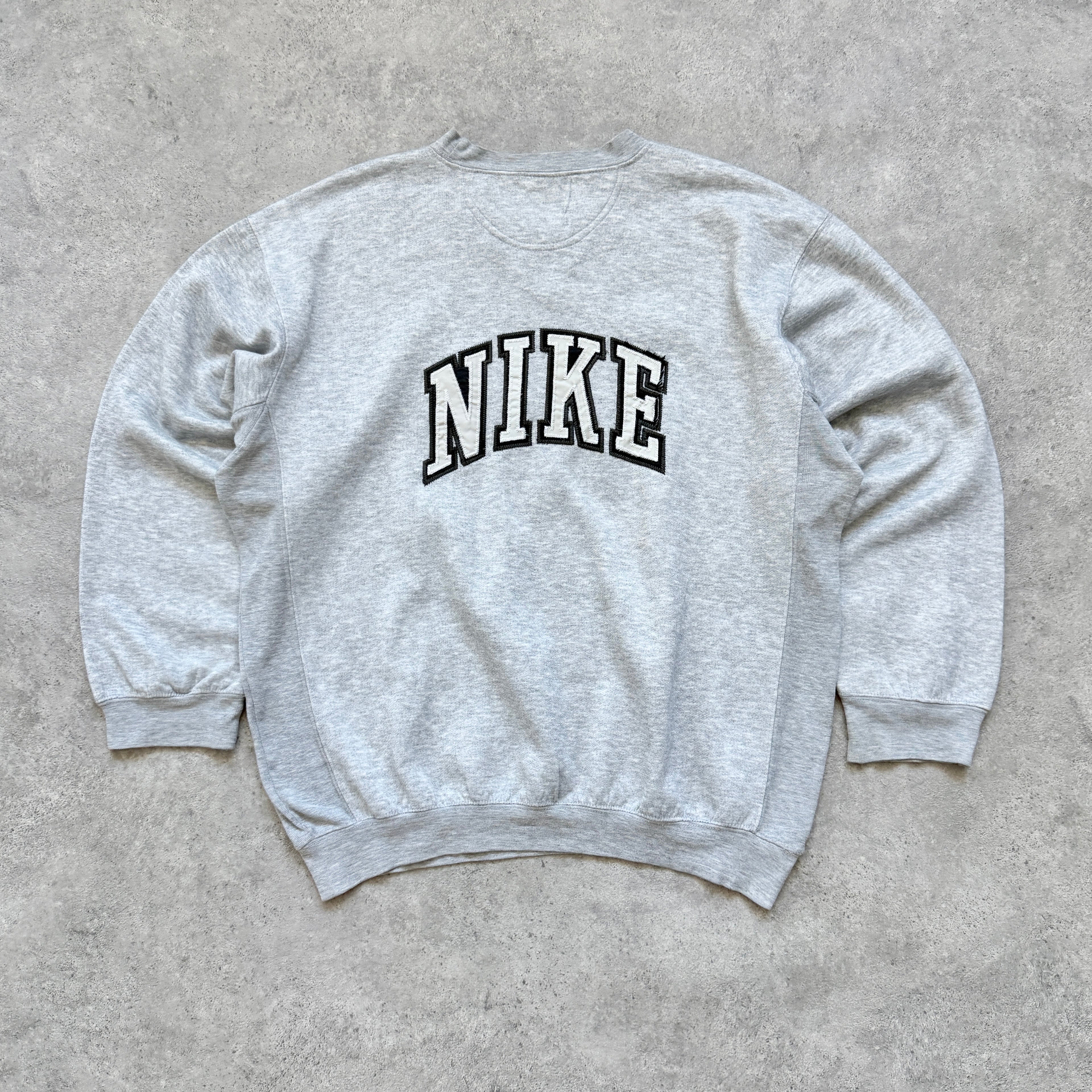 Nike RARE 1990s heavyweight spellout sweatshirt (L)