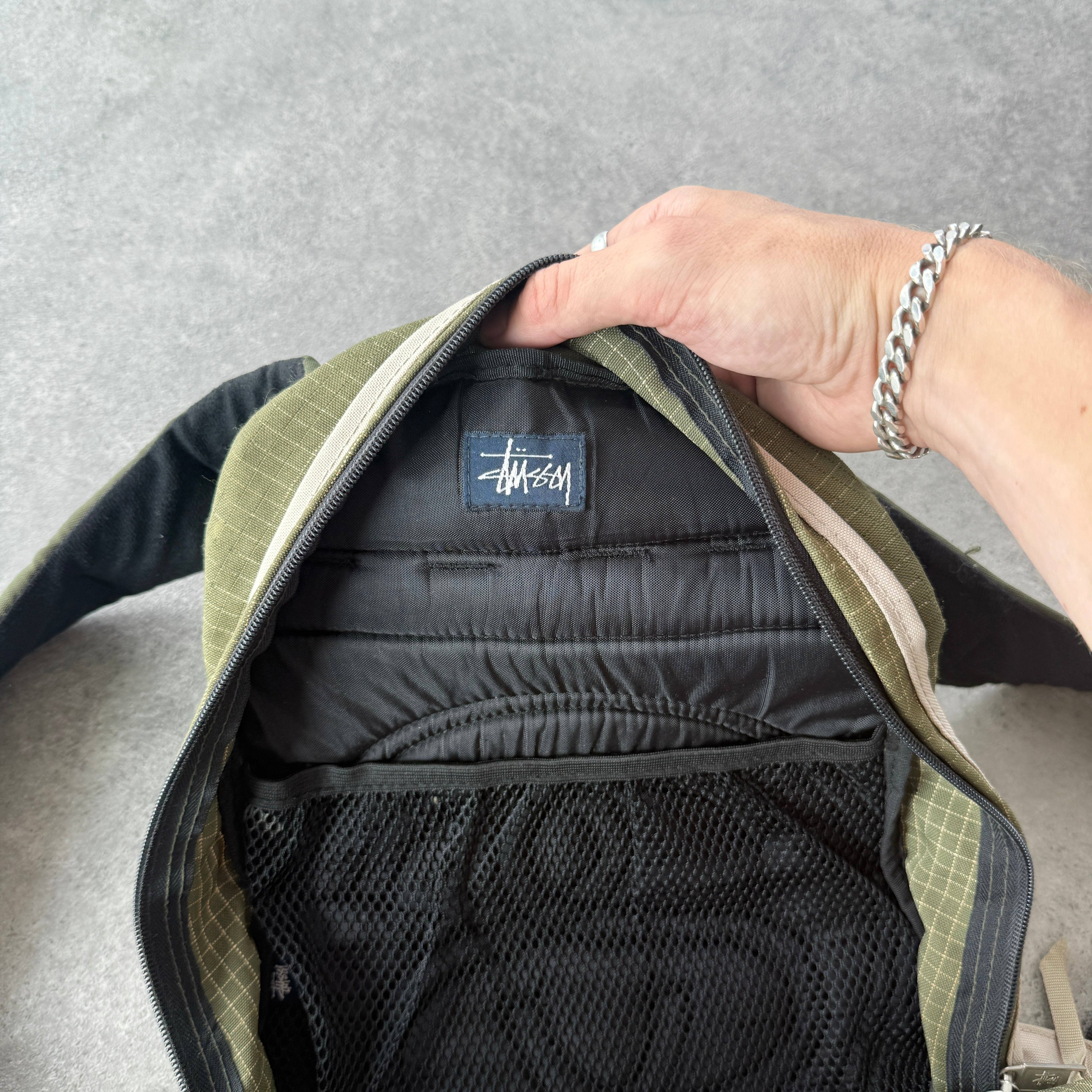 Stussy 1990s technical 40L backpack (19”x15”)