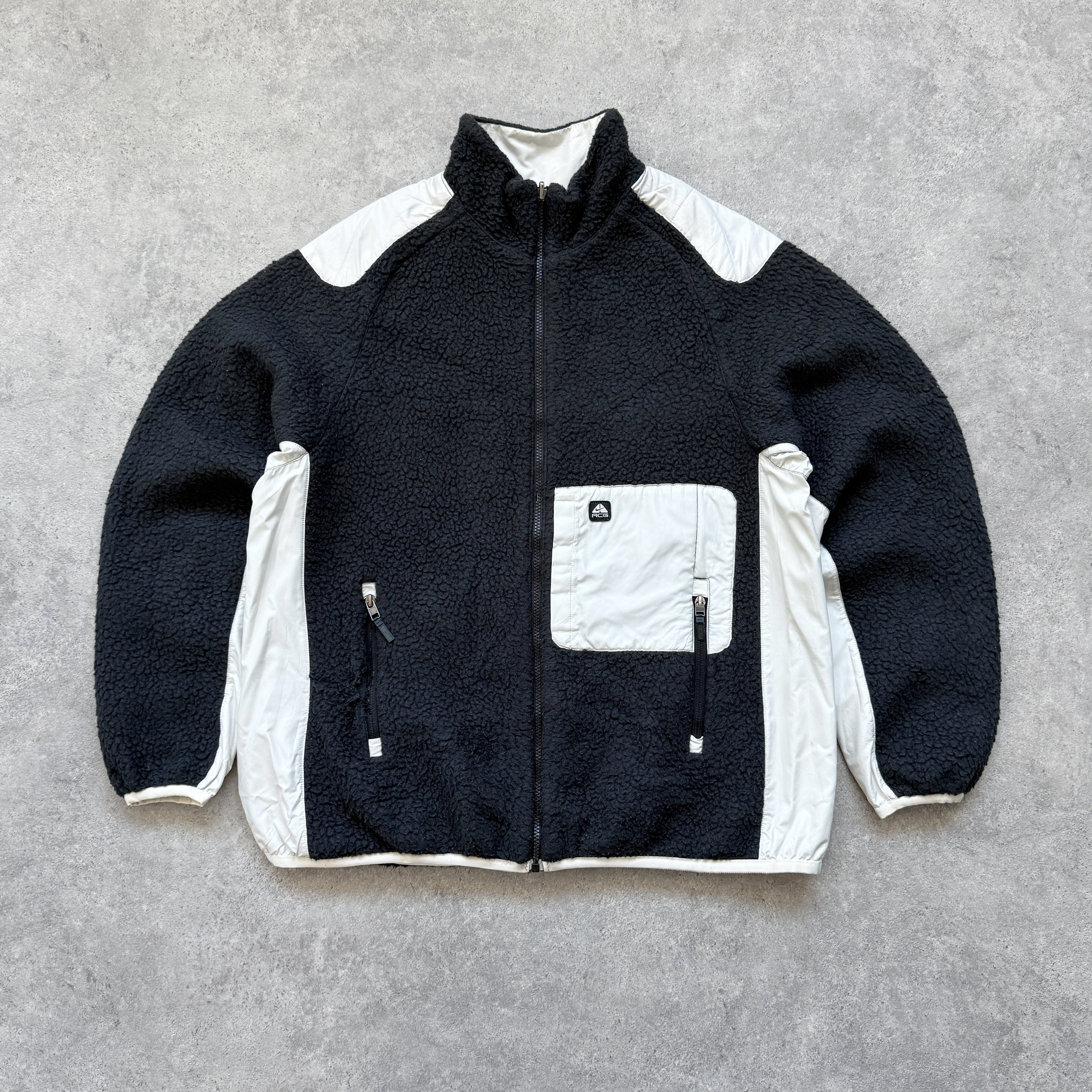 Nike ACG RARE 2000s reversible heavyweight two tone fleece jacket (XL)