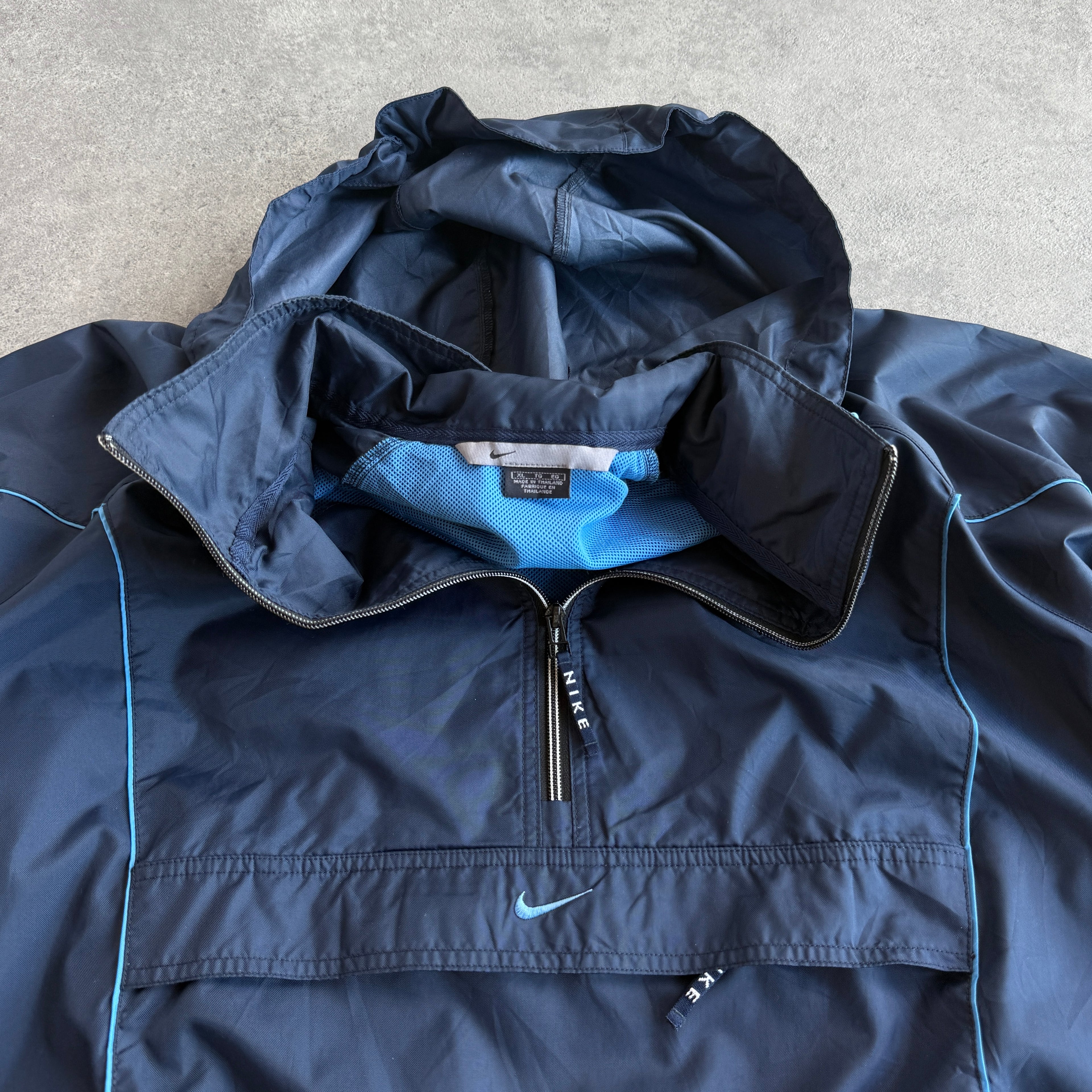 Nike 2000s 1/4 zip technical spellout shell jacket (XL)