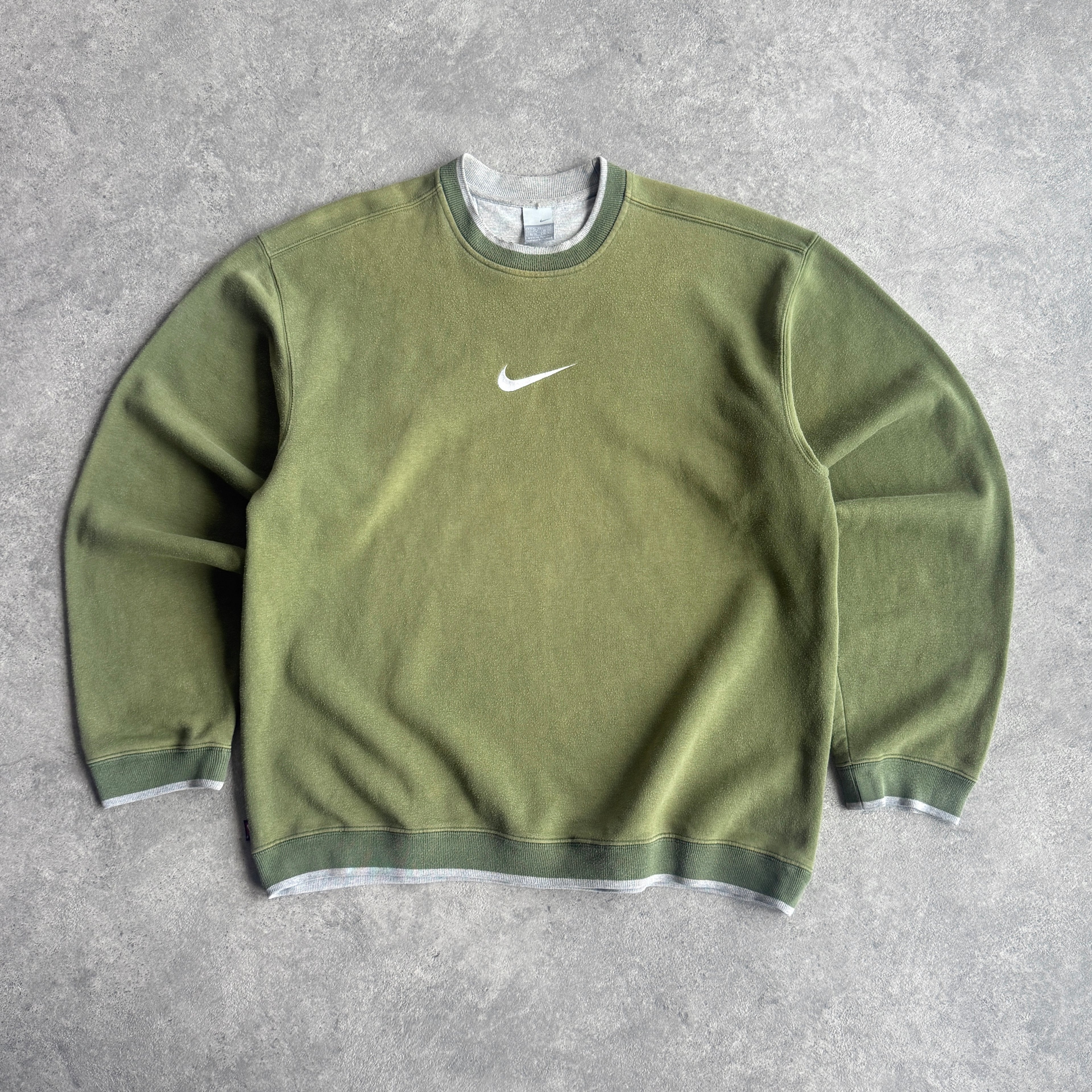 Nike 2000s heavyweight embroidered swoosh sweatshirt (XL)
