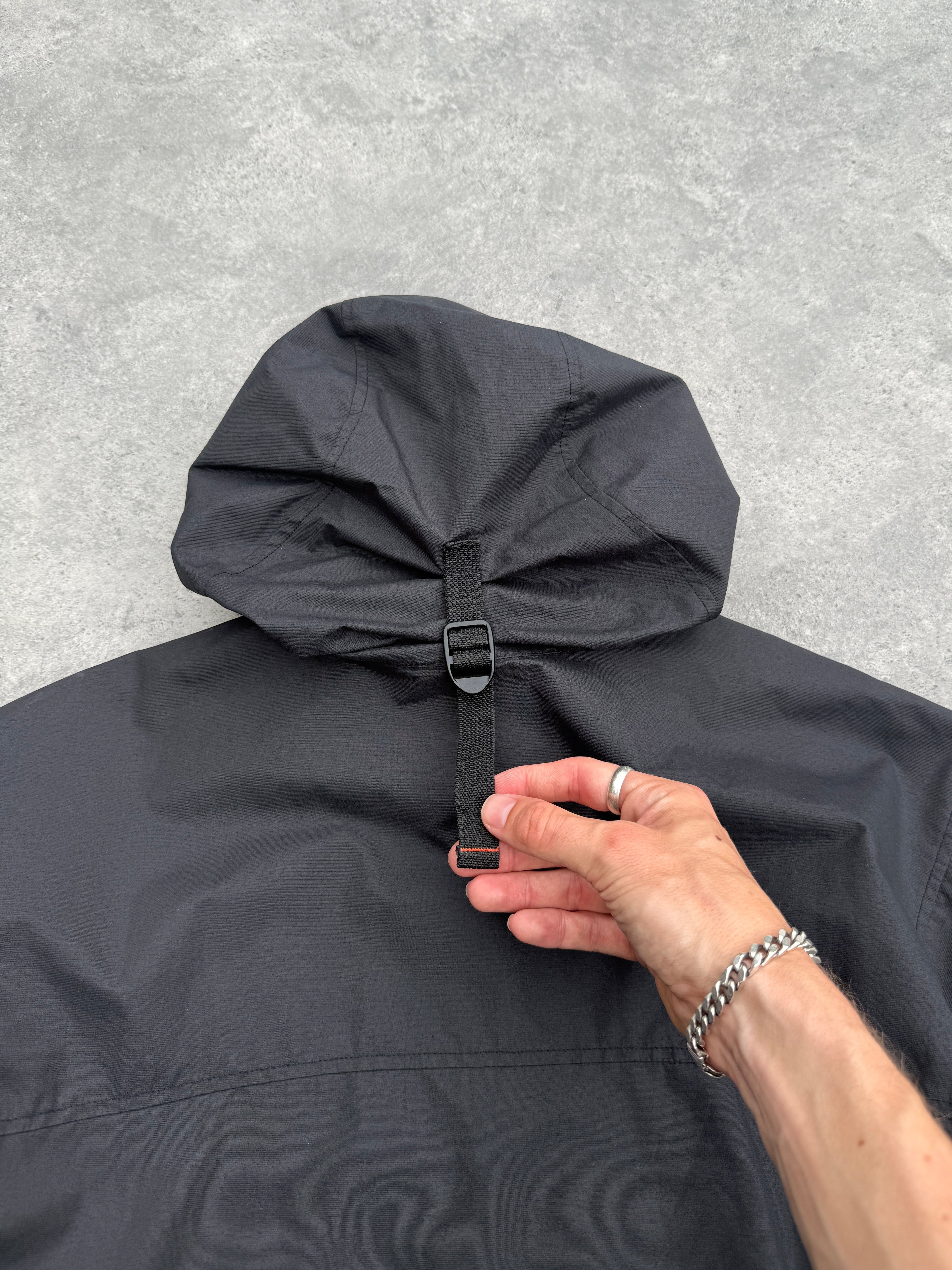 nike acg 1990s lightweight technical waterproof jacket, cuff detail