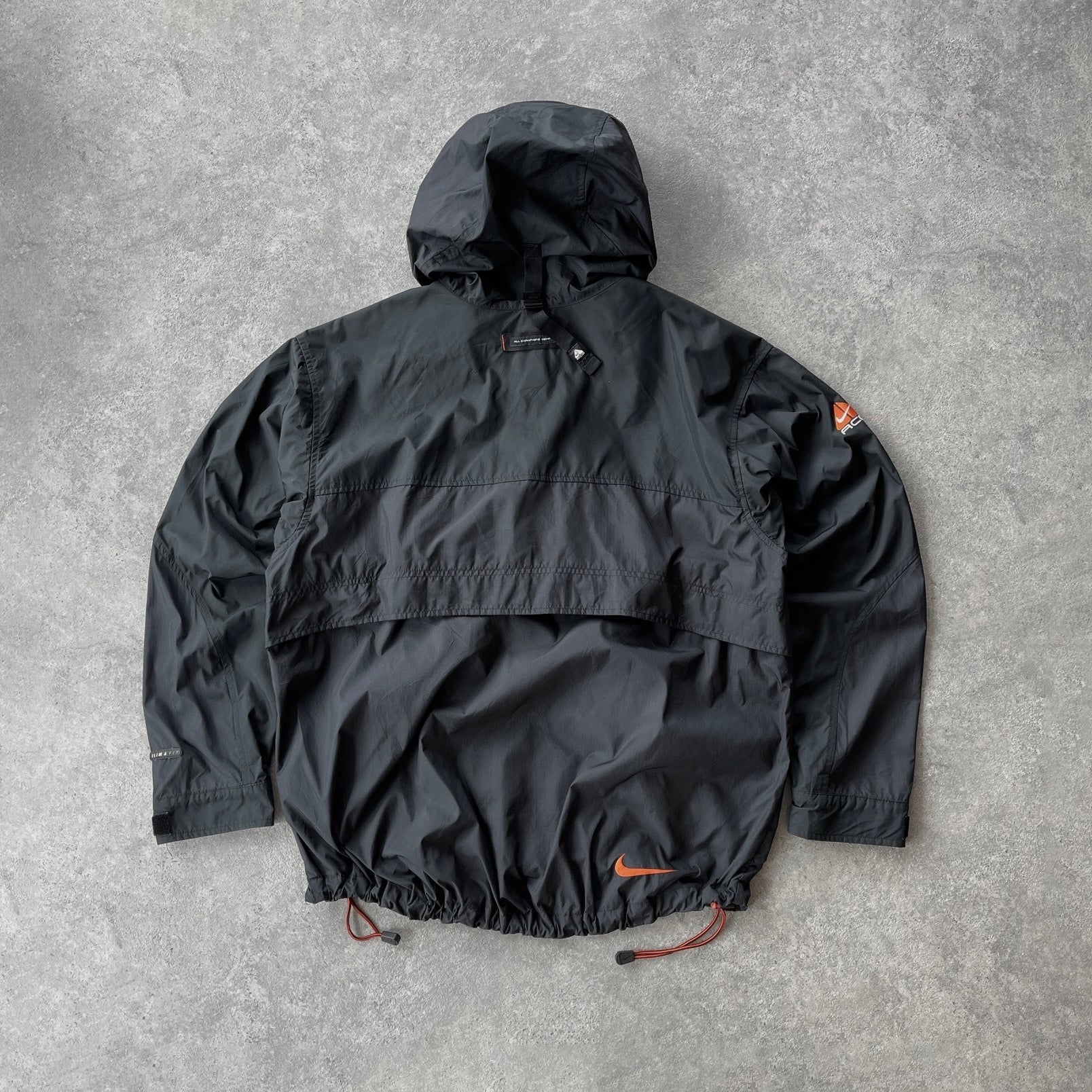 Nike ACG 1990s 1/2 zip technical lightweight packable shell jacket (L)