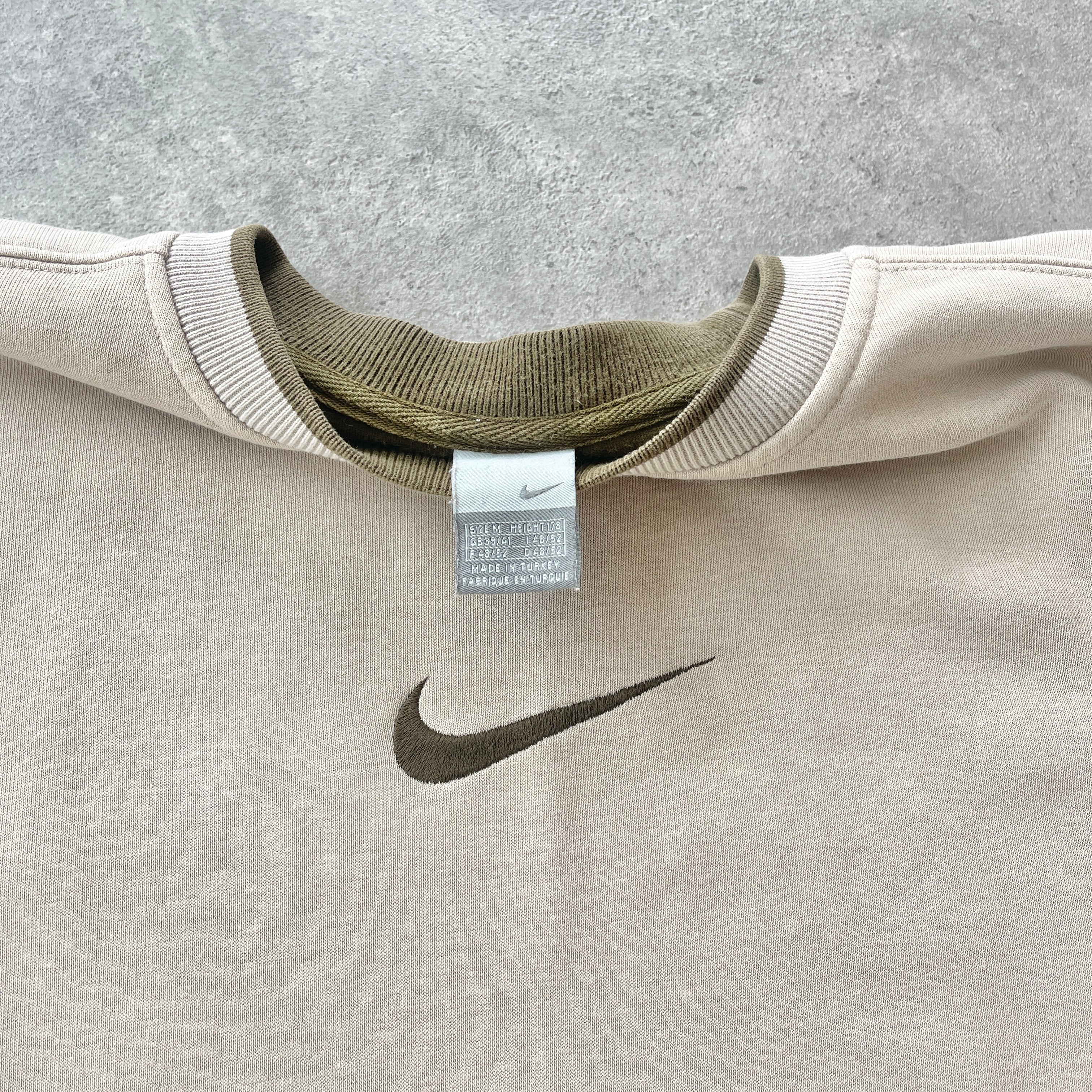 Nike 2000s heavyweight embroidered sweatshirt (M)