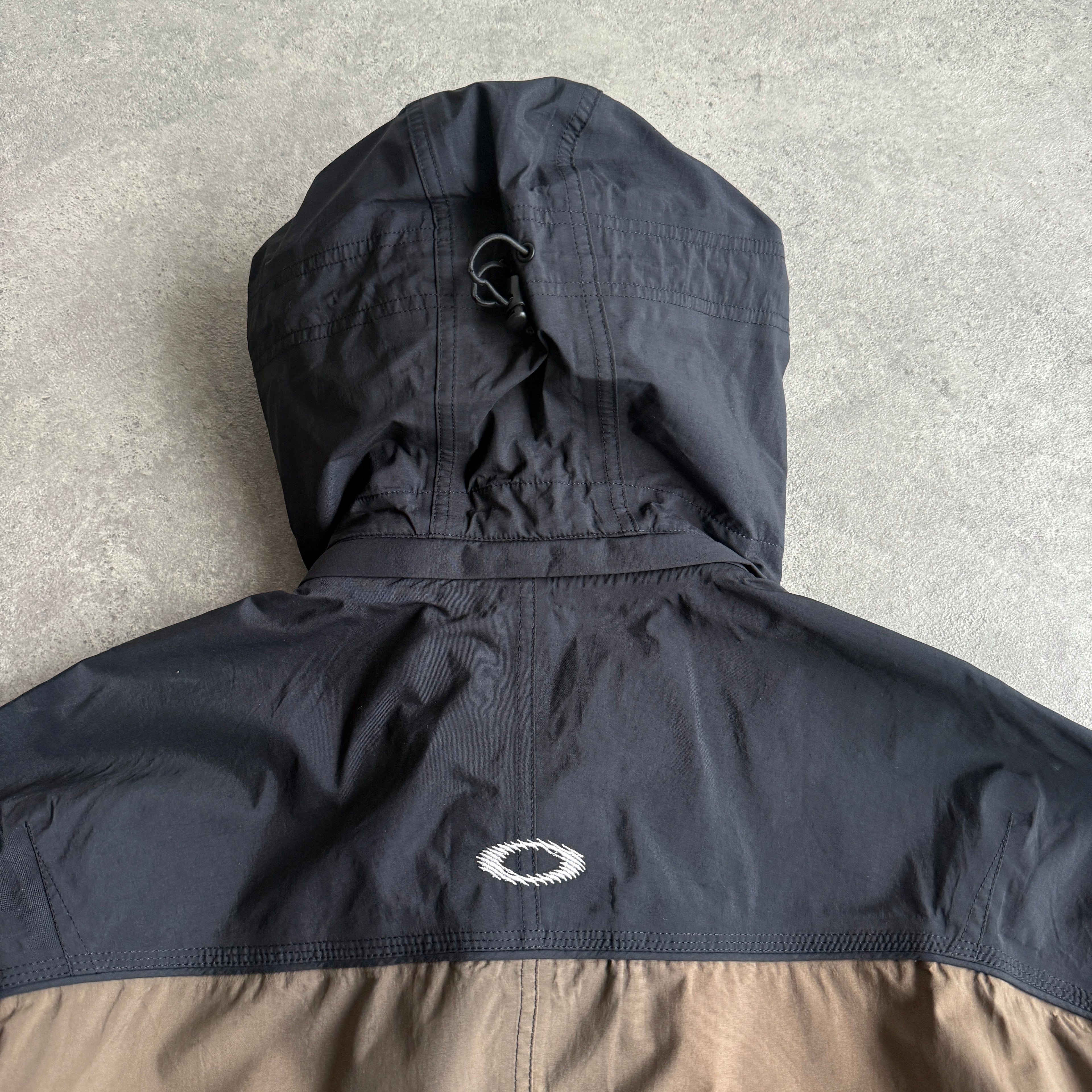 Oakley Software RARE 2000s heavyweight waterproof technical jacket (XL)