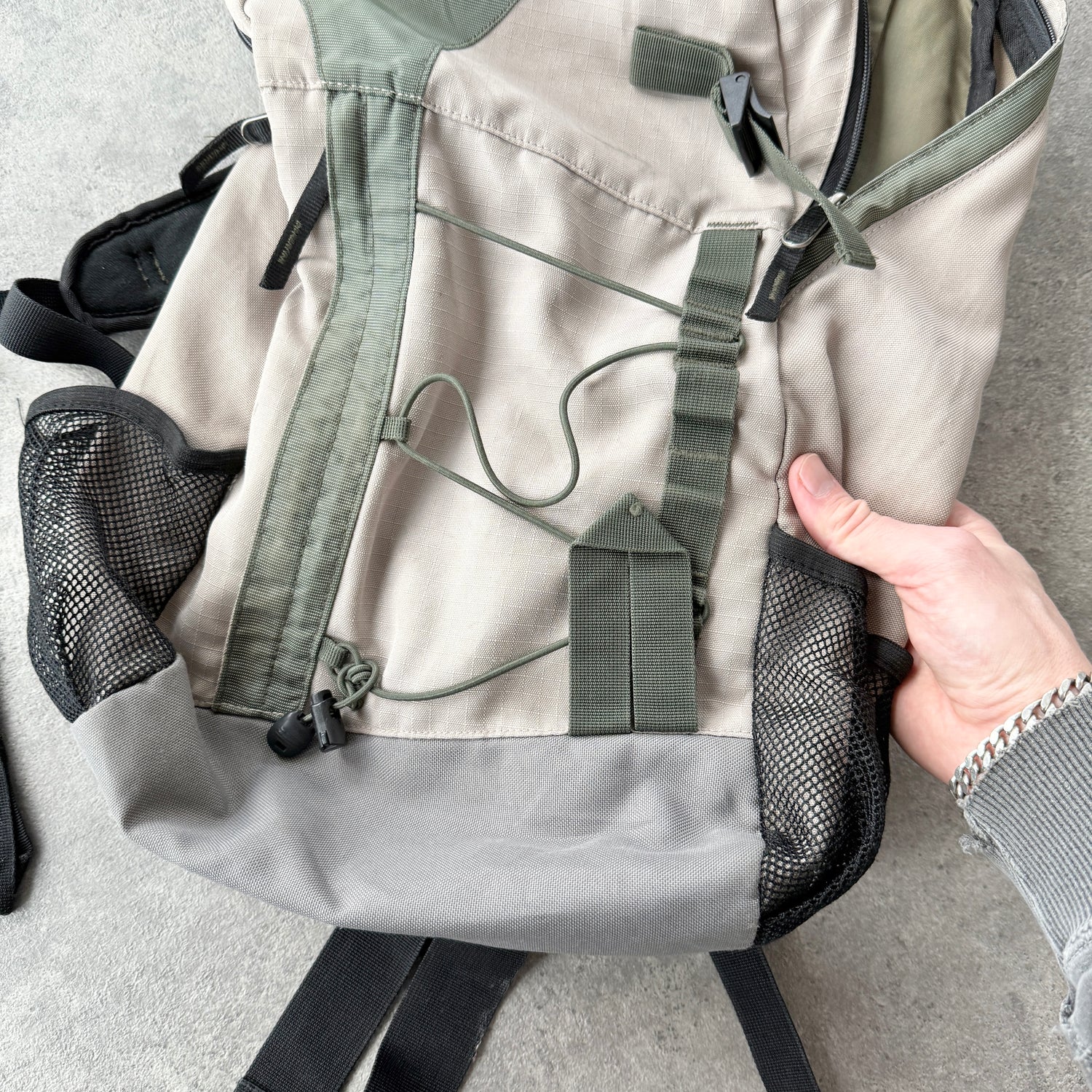 Nike 1990s 35L technical backpack (18”x14”)