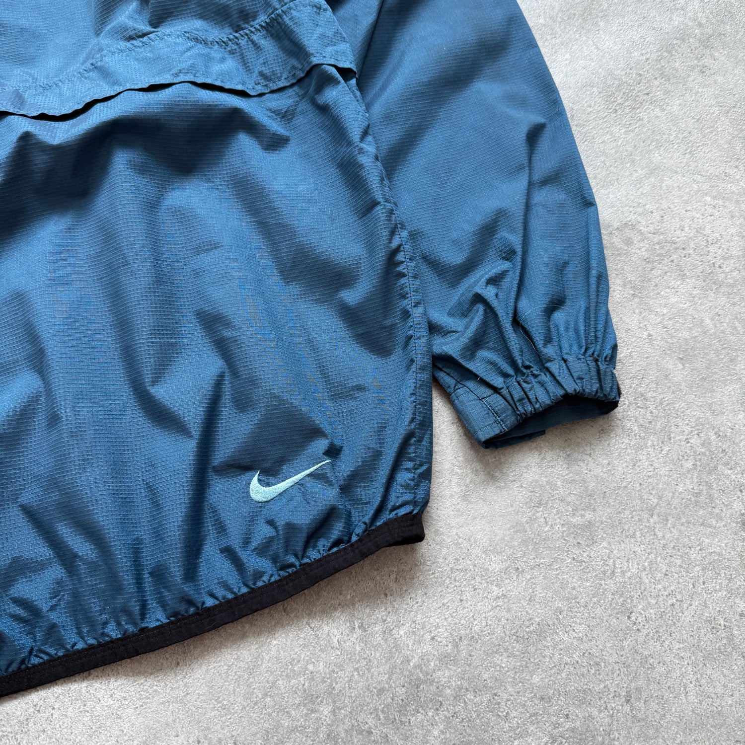 Nike ACG 1990s technical lightweight packable shell jacket (L)