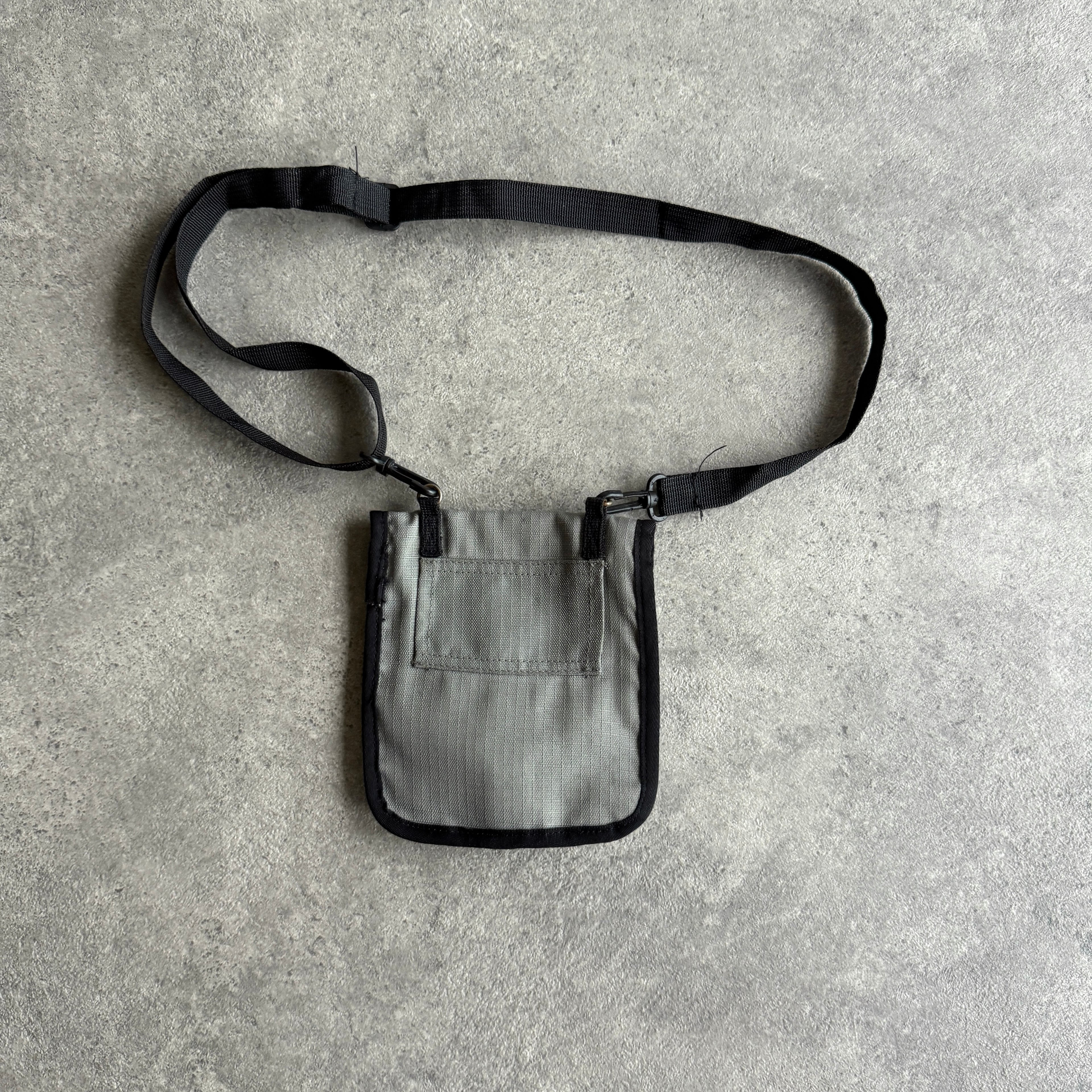 Nike ACG 1990s cross body technical utility pouch/bag (7”x6”)