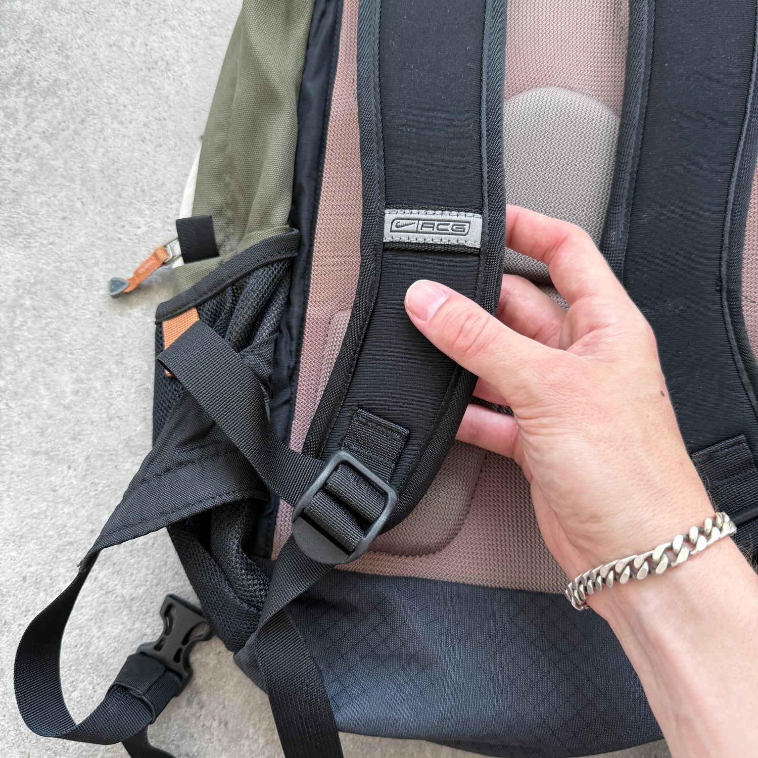 Nike ACG 1990s 30L backpack (18”x12”)