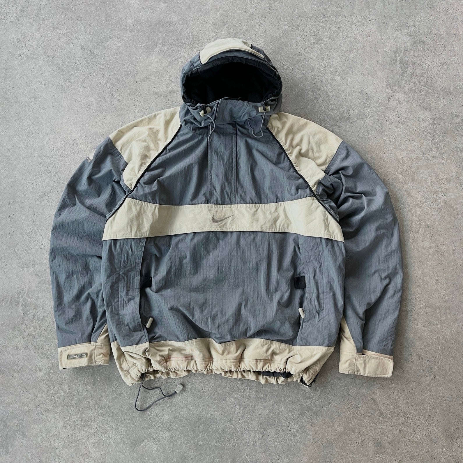 Nike ACG RARE 1990s stormfit heavyweight fleece lined padded jacket (L)