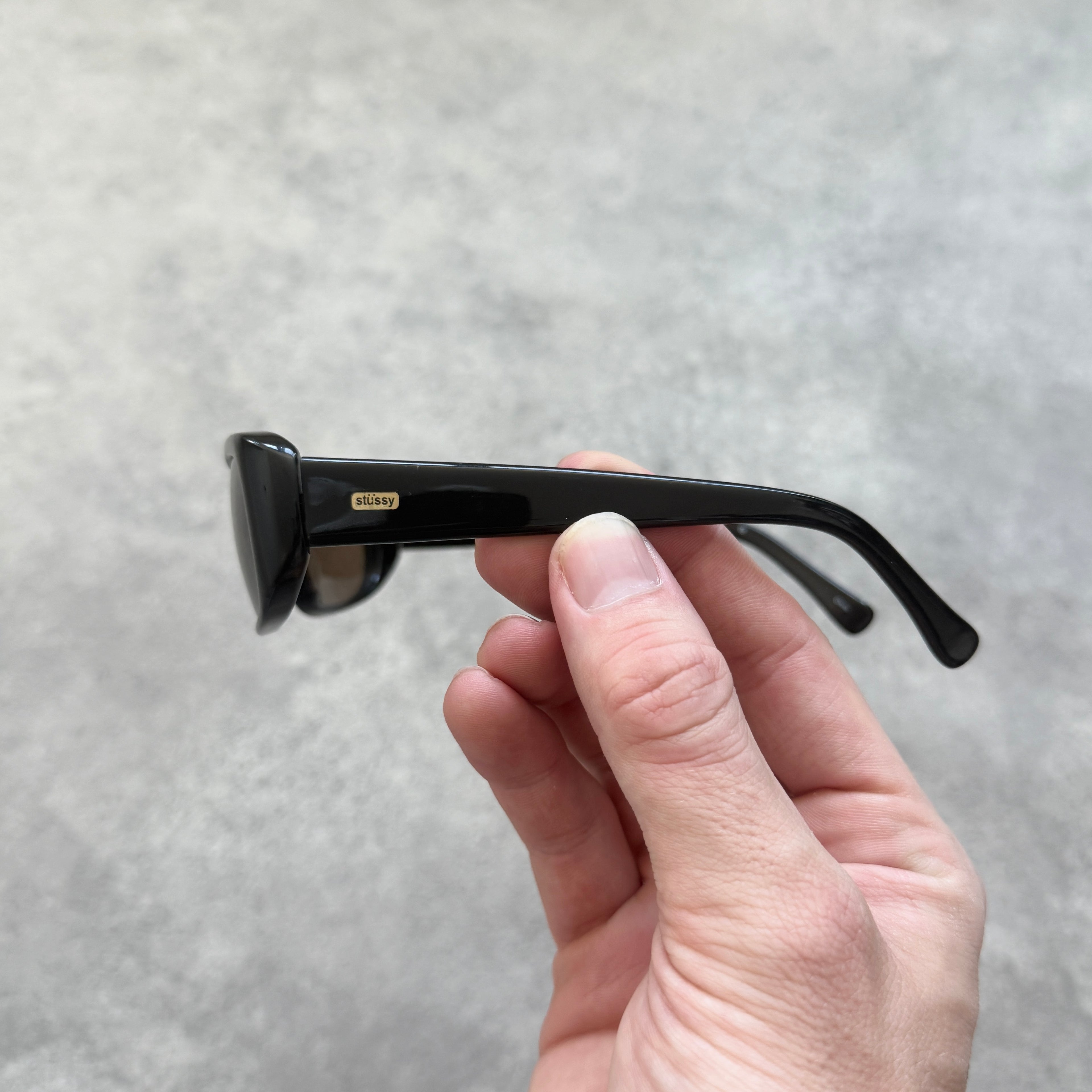 Stussy 2000’s ‘jamie’ black sunglasses