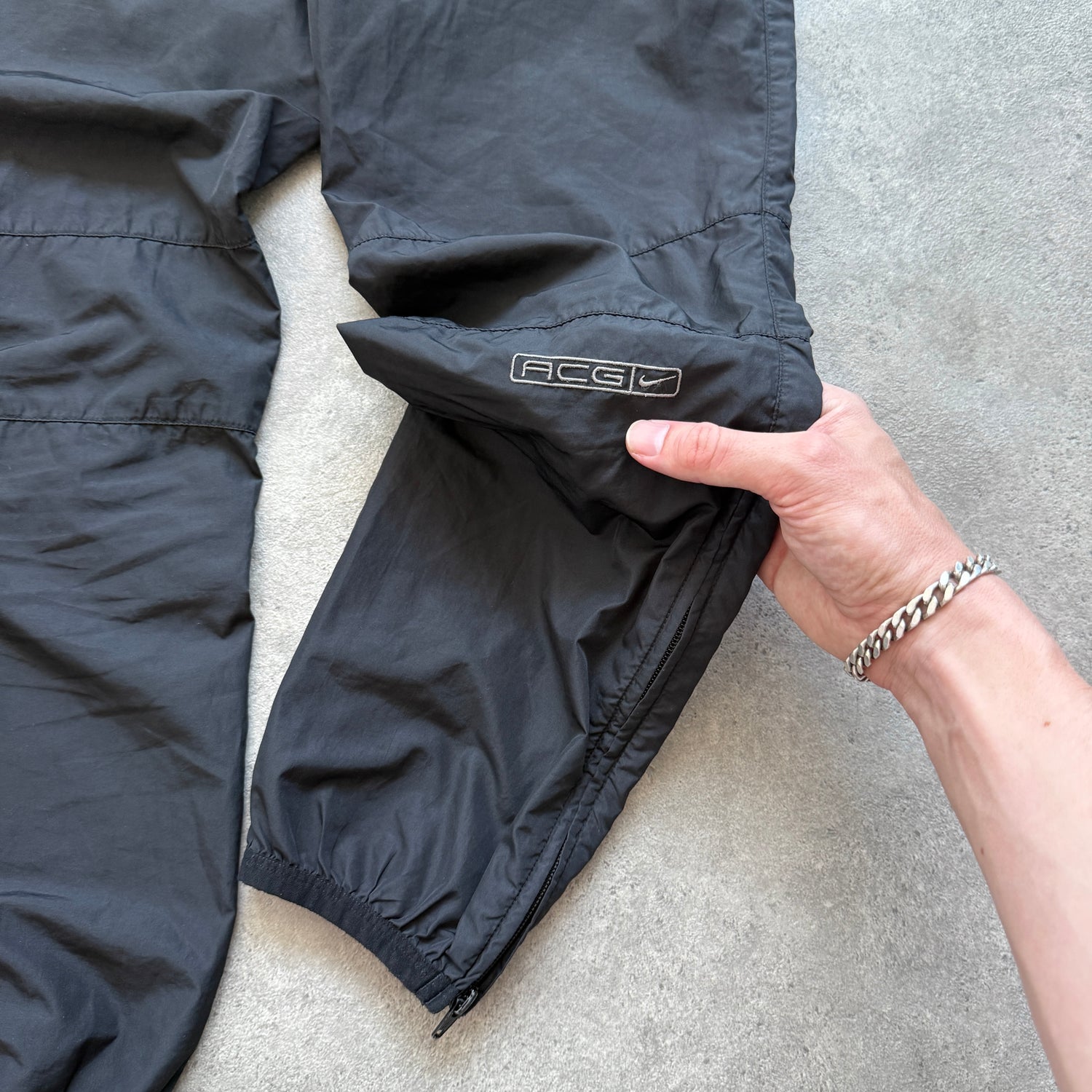 Nike ACG 2000s technical nylon parachute trousers (S)