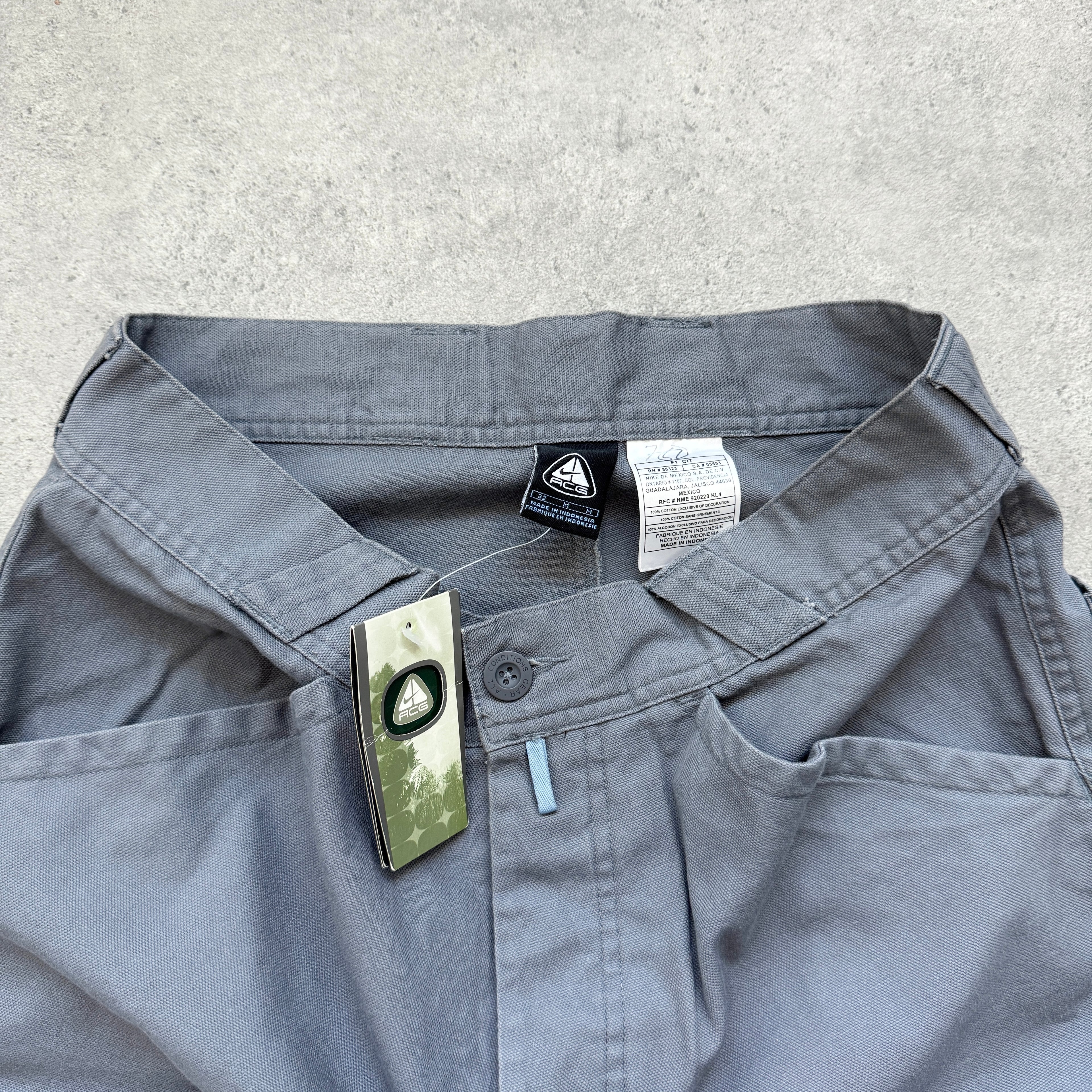 Nike ACG 2000s deadstock double knee workwear trousers (M)
