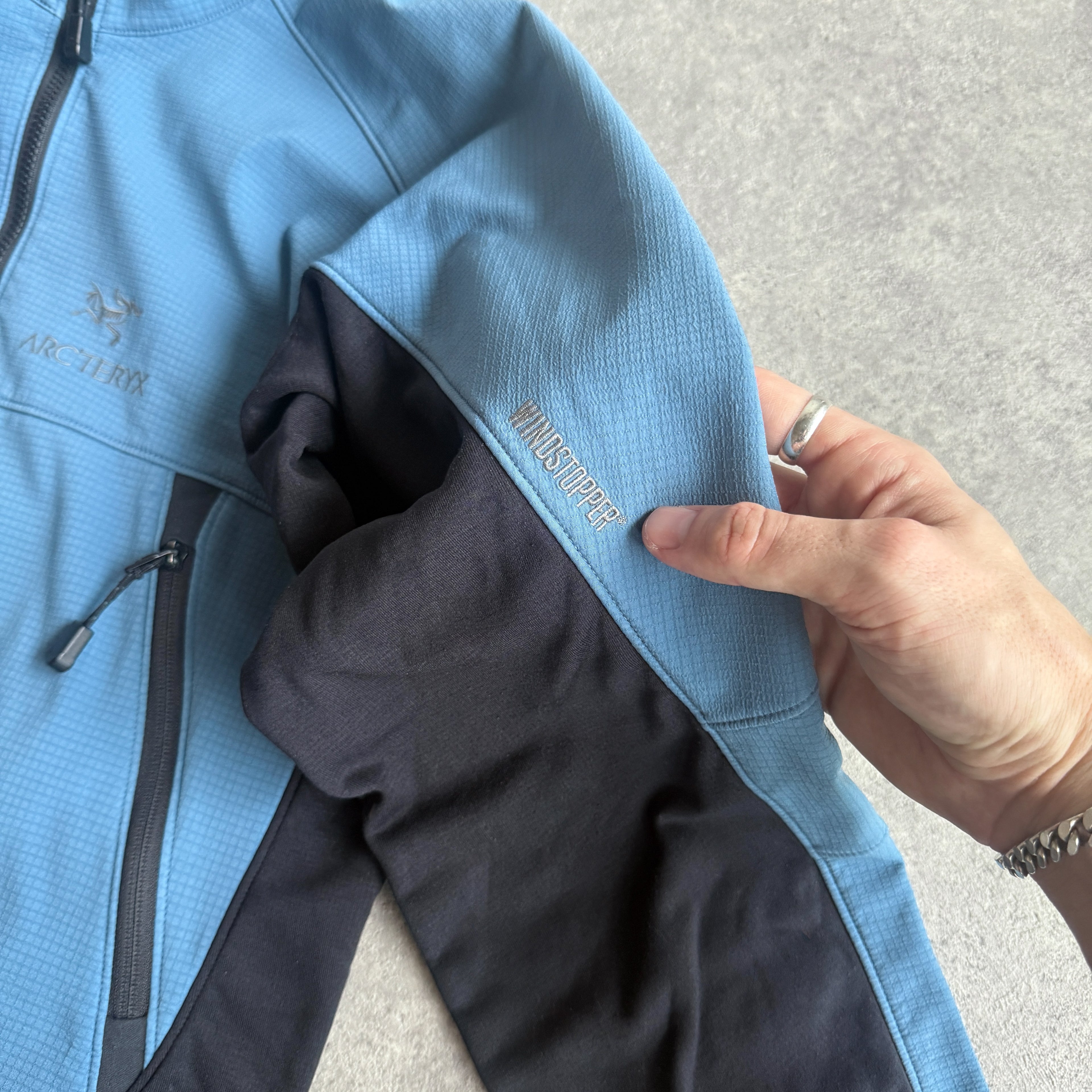 Arc’teryx 2003 Sigma LT technical windstopper soft shell jacket (L)