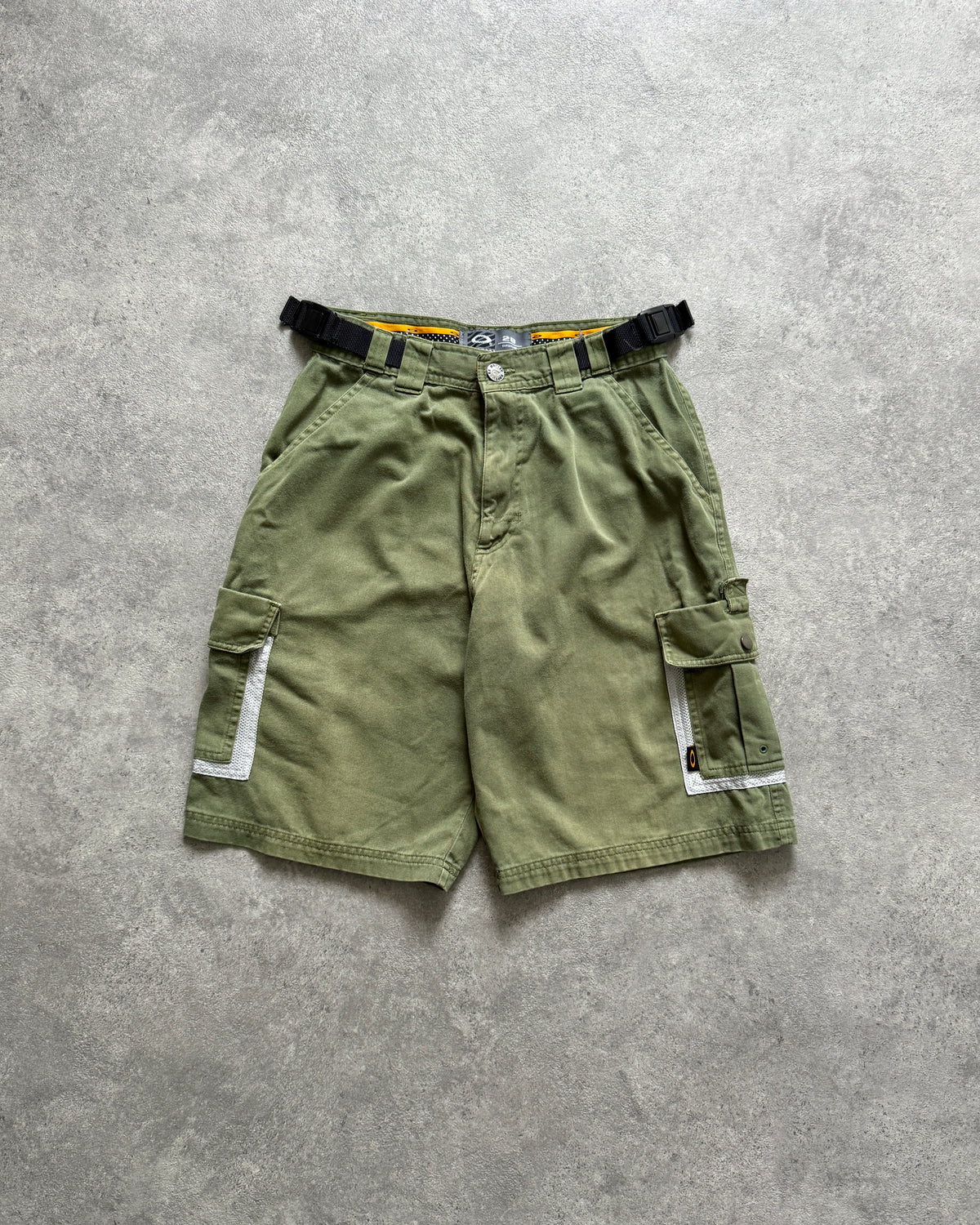 oakley software 2000s technical cargo shorts (s)