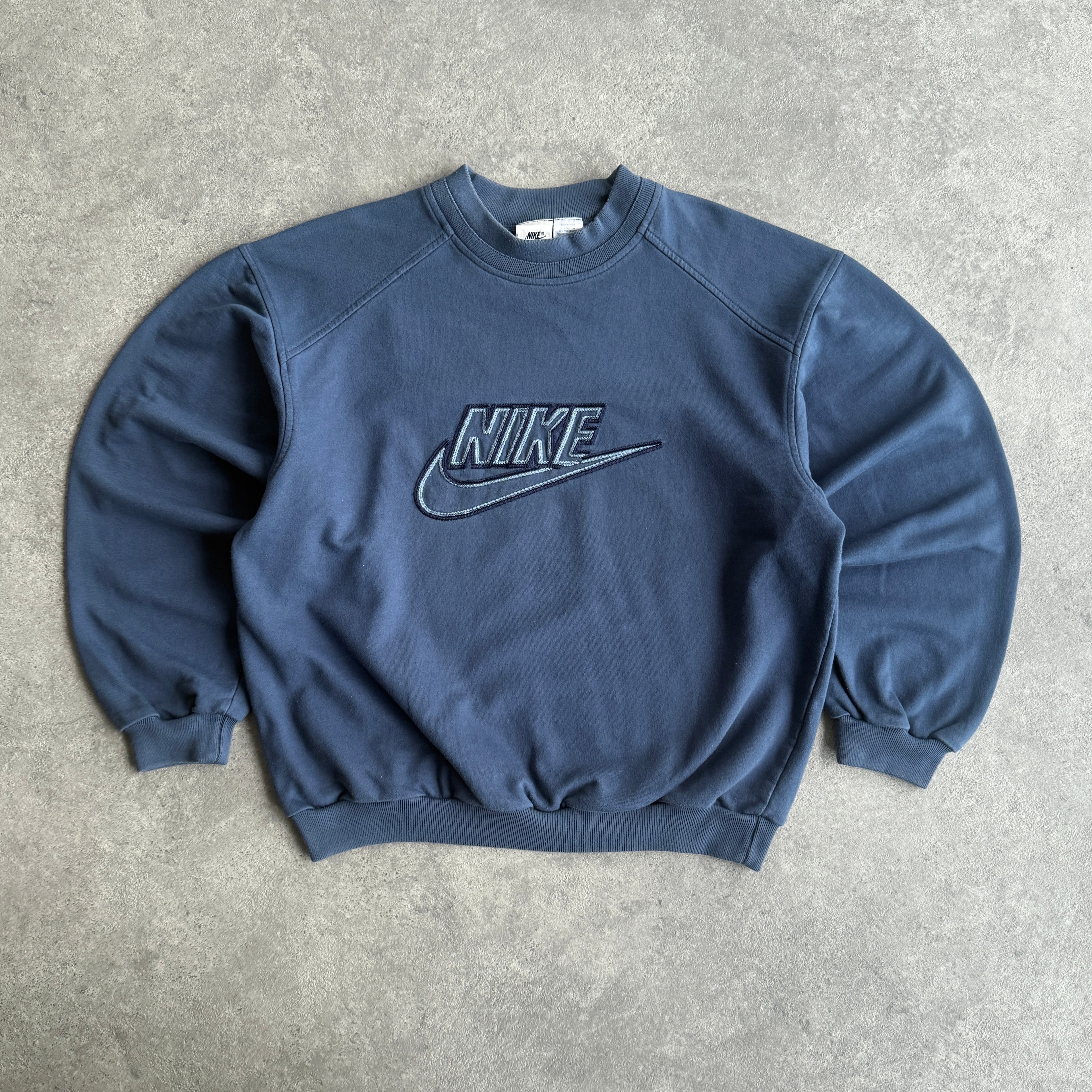 Nike 1994 heavyweight embroidered sweatshirt (M)