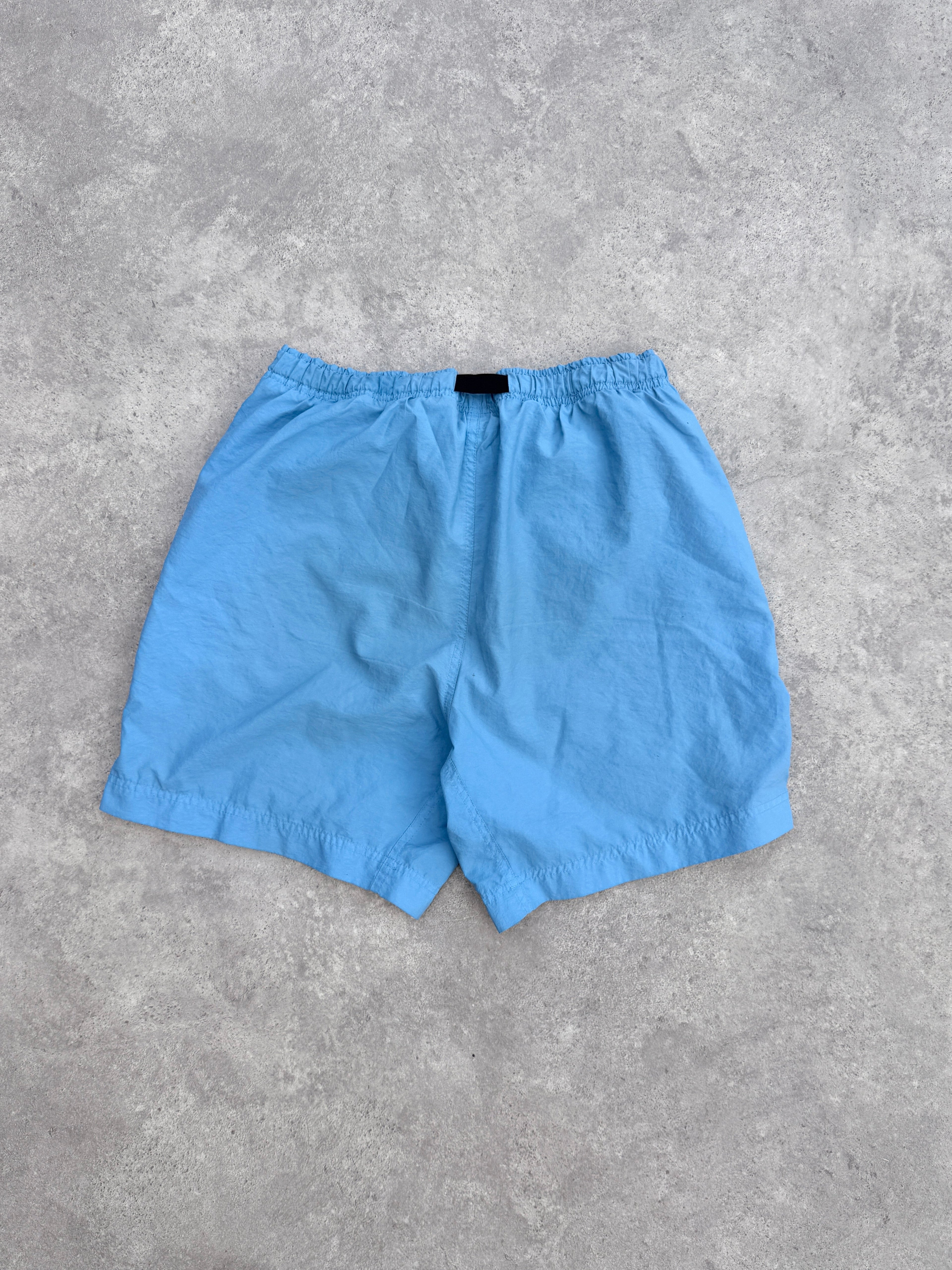 nike acg 1990s technical cargo shorts, hem logo detail