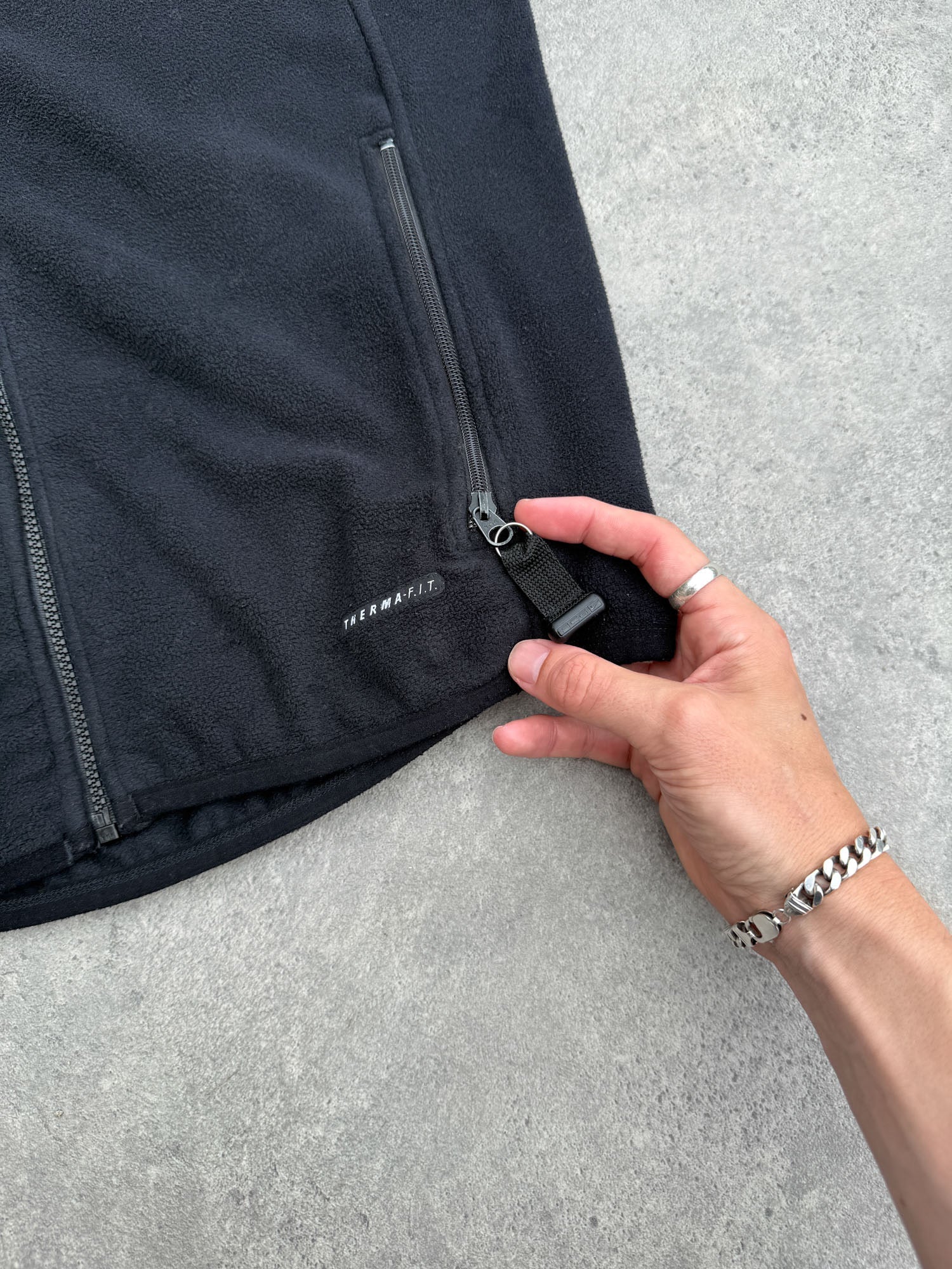 nike acg 1990s technical fleece vest jacket, chest logo detail