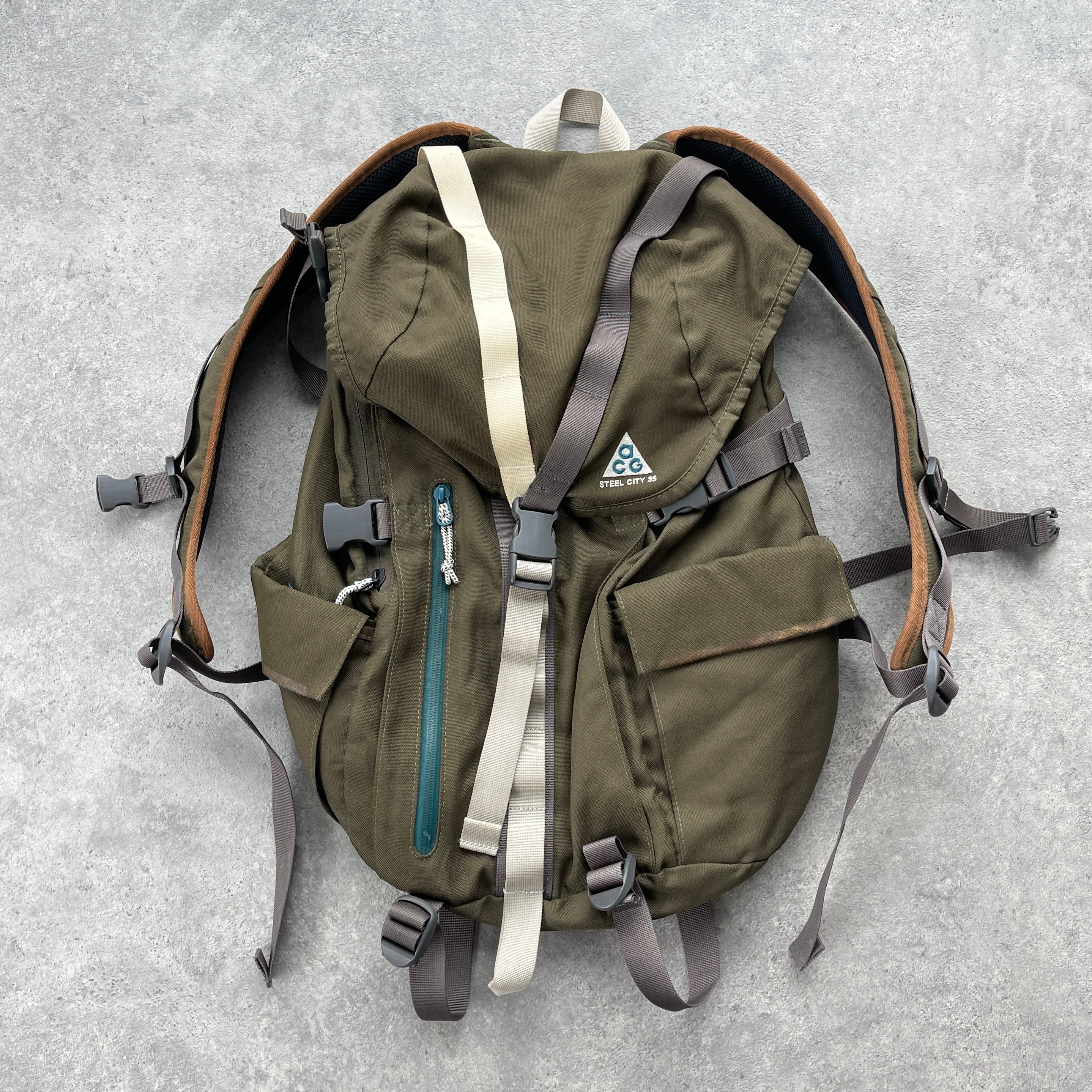 nike acg steel city backpack Nike ACG 1990s Steel City 35L backpack (22”x15”) – Linear Store