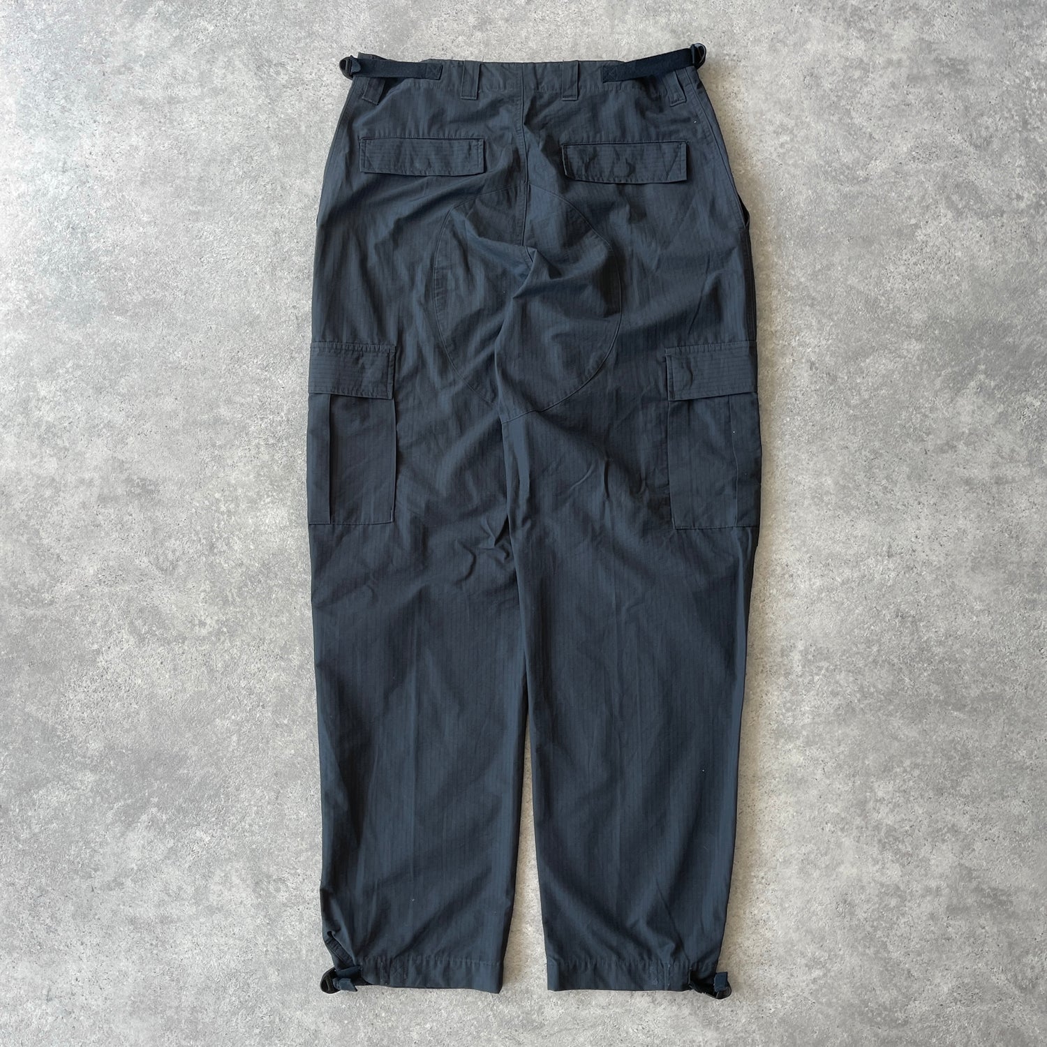 Nike ACG 2000s technical nylon cargo trousers (M)
