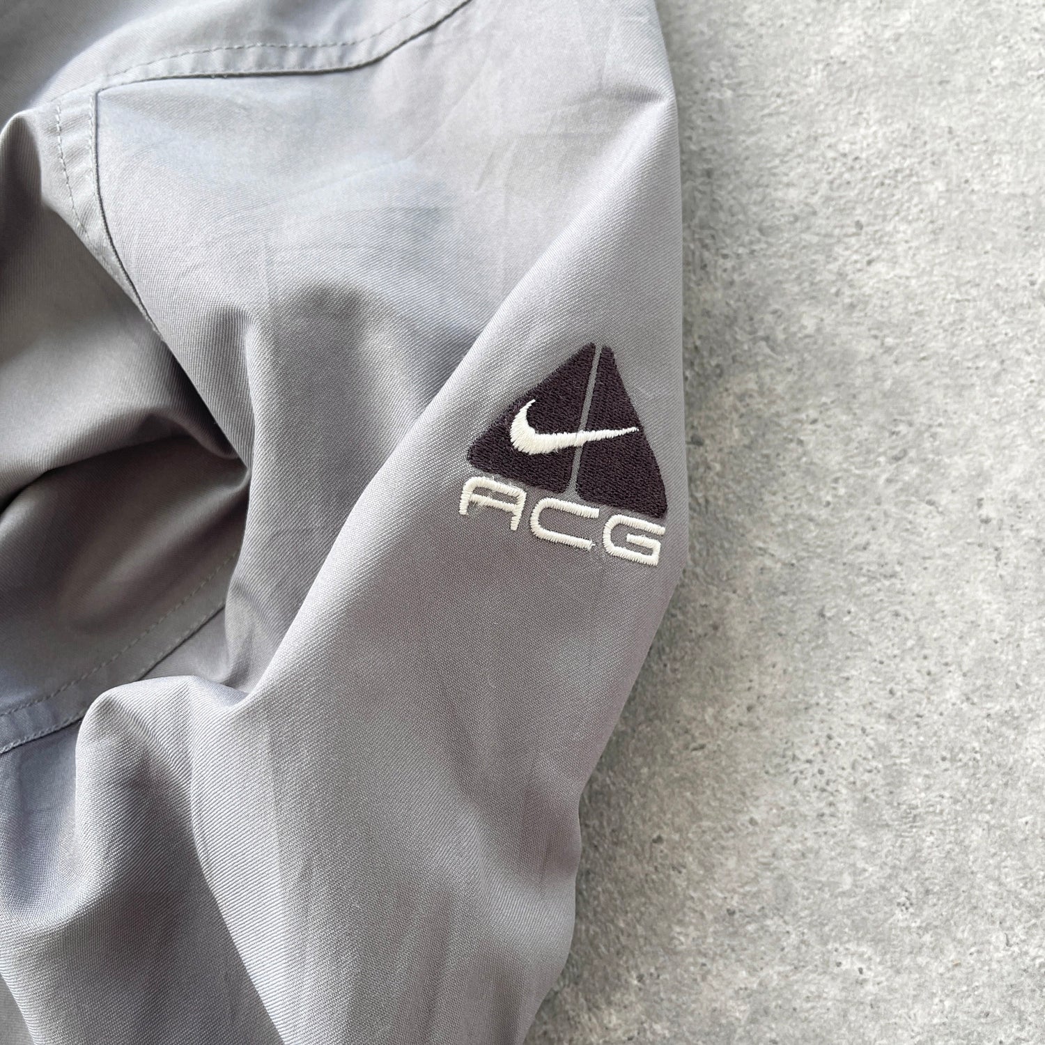 Nike ACG RARE 1990s technical lightweight shell jacket (M)