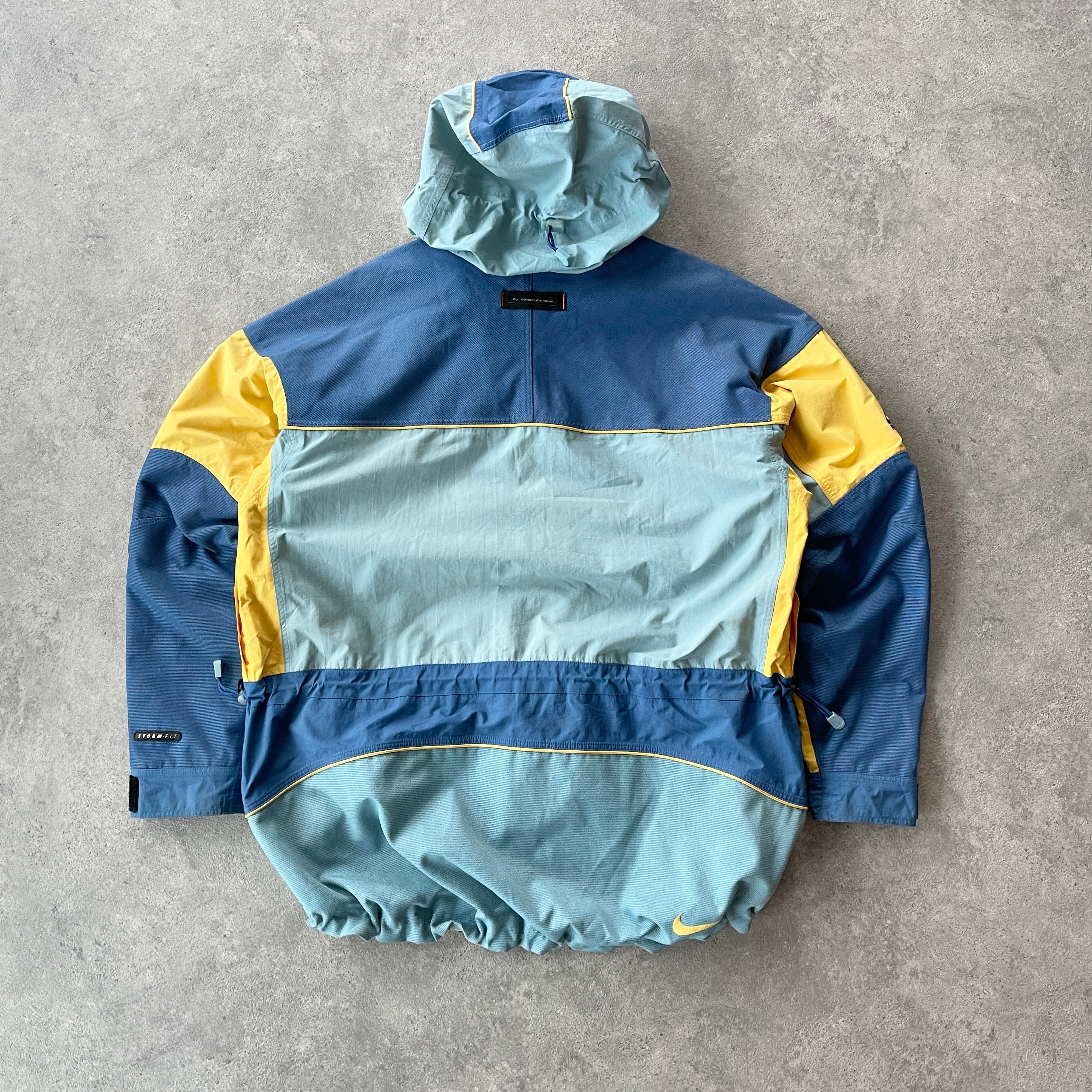 Nike ACG 1990s storm fit heavyweight technical waterproof jacket (M)