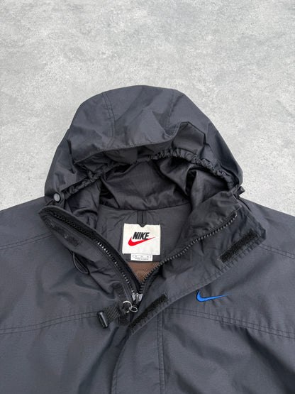 nike acg 1990s lightweight technical waterproof jacket in black, back view