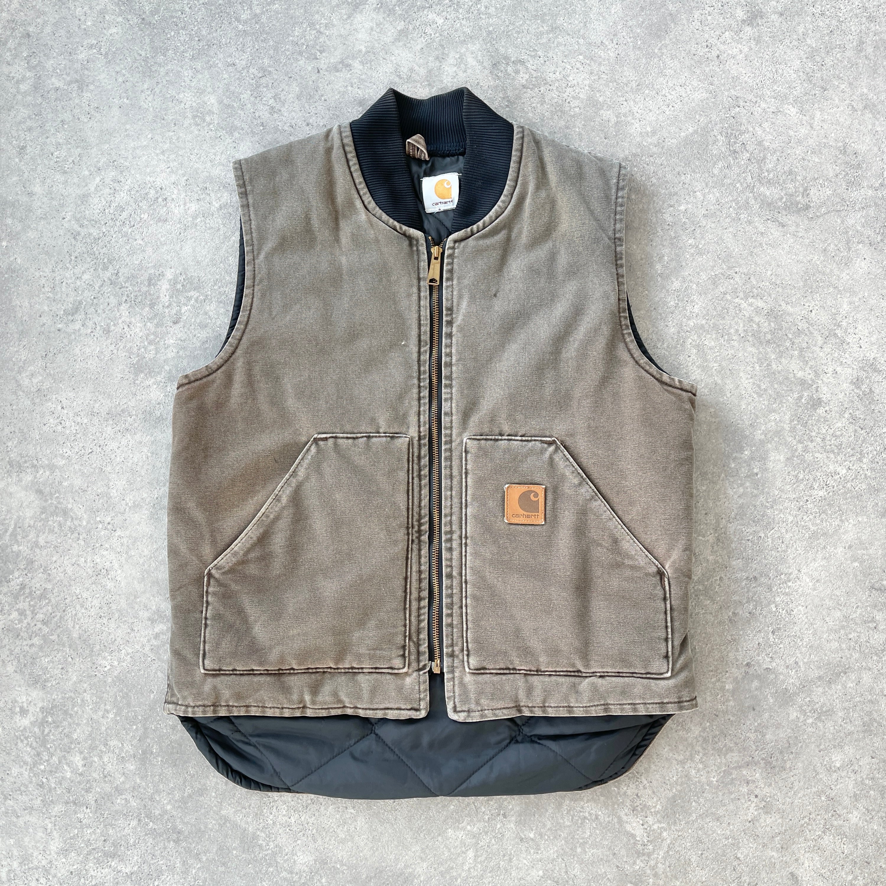 Carhartt 2000s heavyweight quilted vest jacket (M)