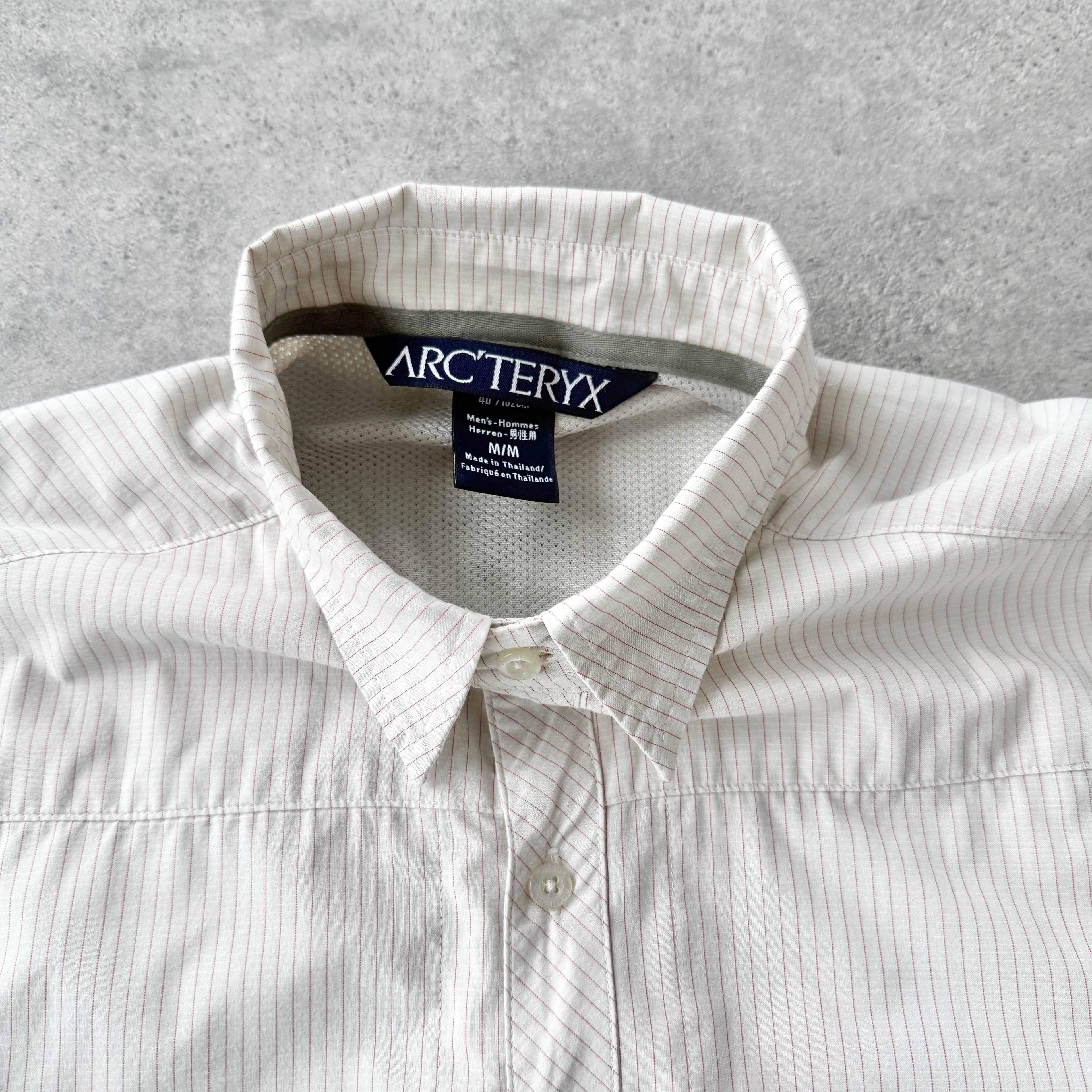 Arc’teryx 1990s technical lightweight button up striped shirt (M)