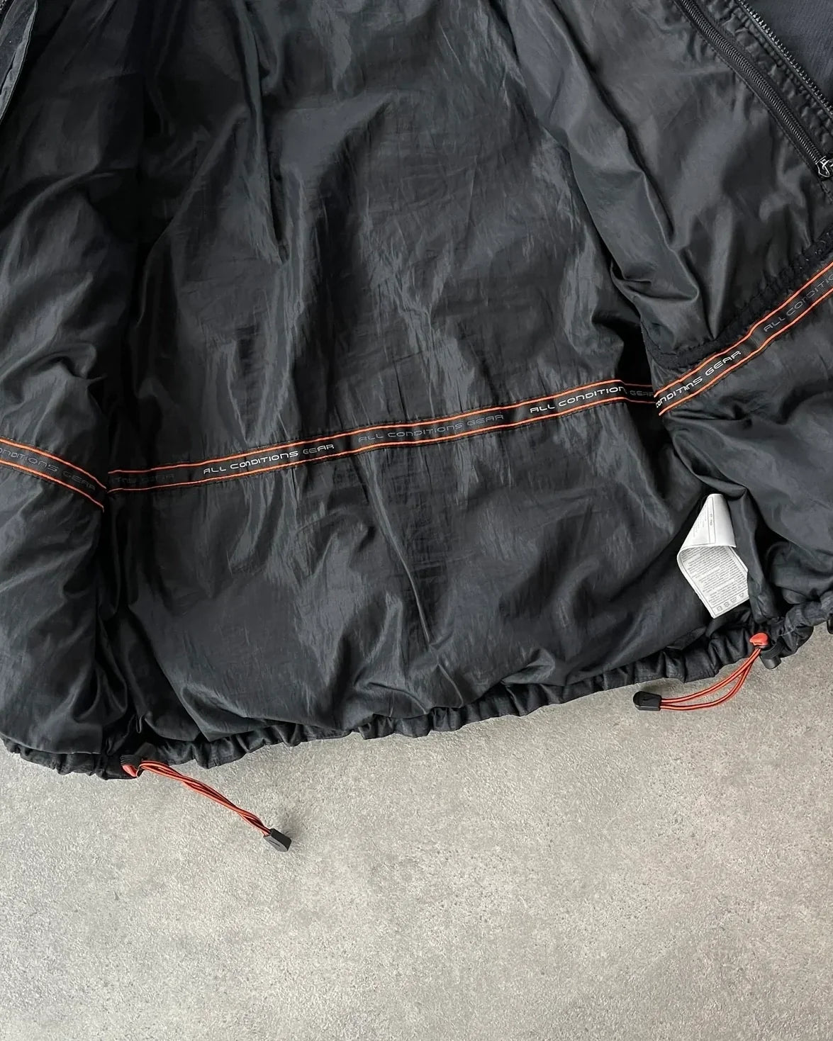 nike acg 1998 technical down fill puffer jacket, zip pocket detail