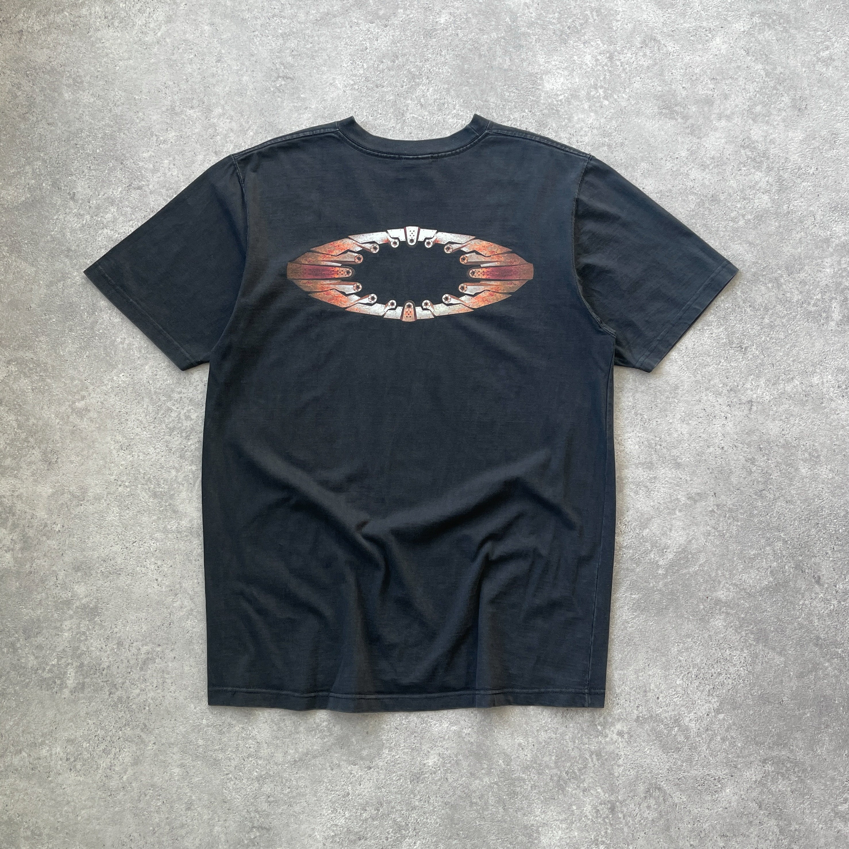 Oakley Software RARE 2000s heavyweight graphic t-shirt (L)