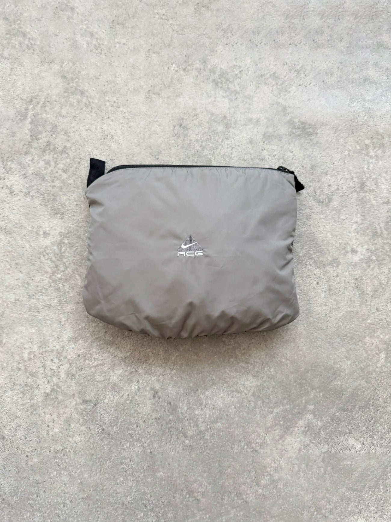 nike acg 1990s packable shell jacket, swoosh and acg logo detail