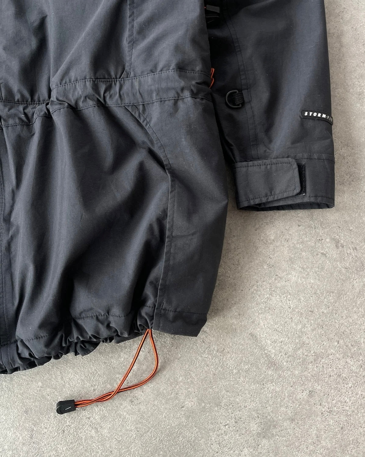 Nike ACG RARE 1990s storm fit heavyweight technical jacket (M)