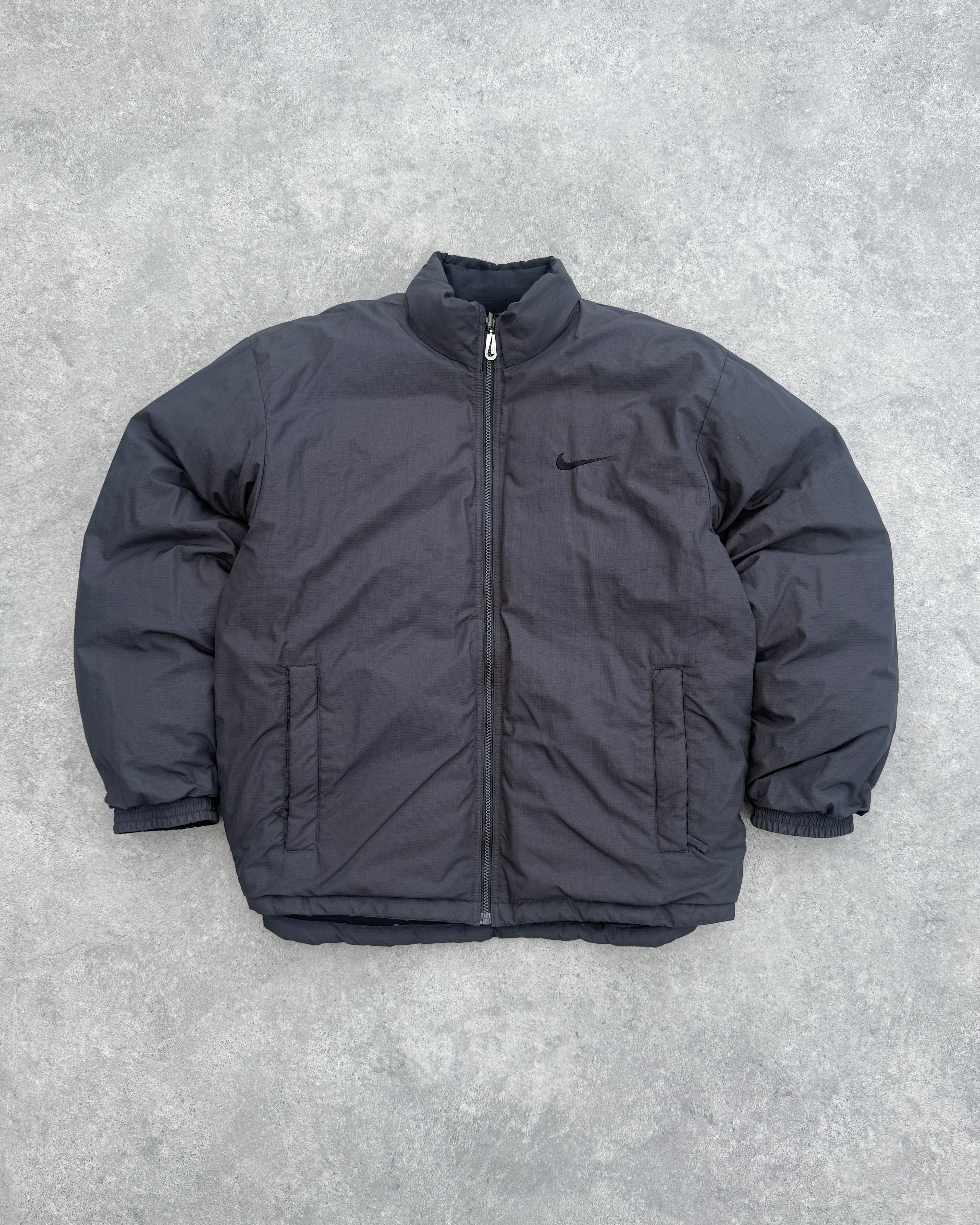 nike 1990s reversible down fill spellout puffer jacket (m)