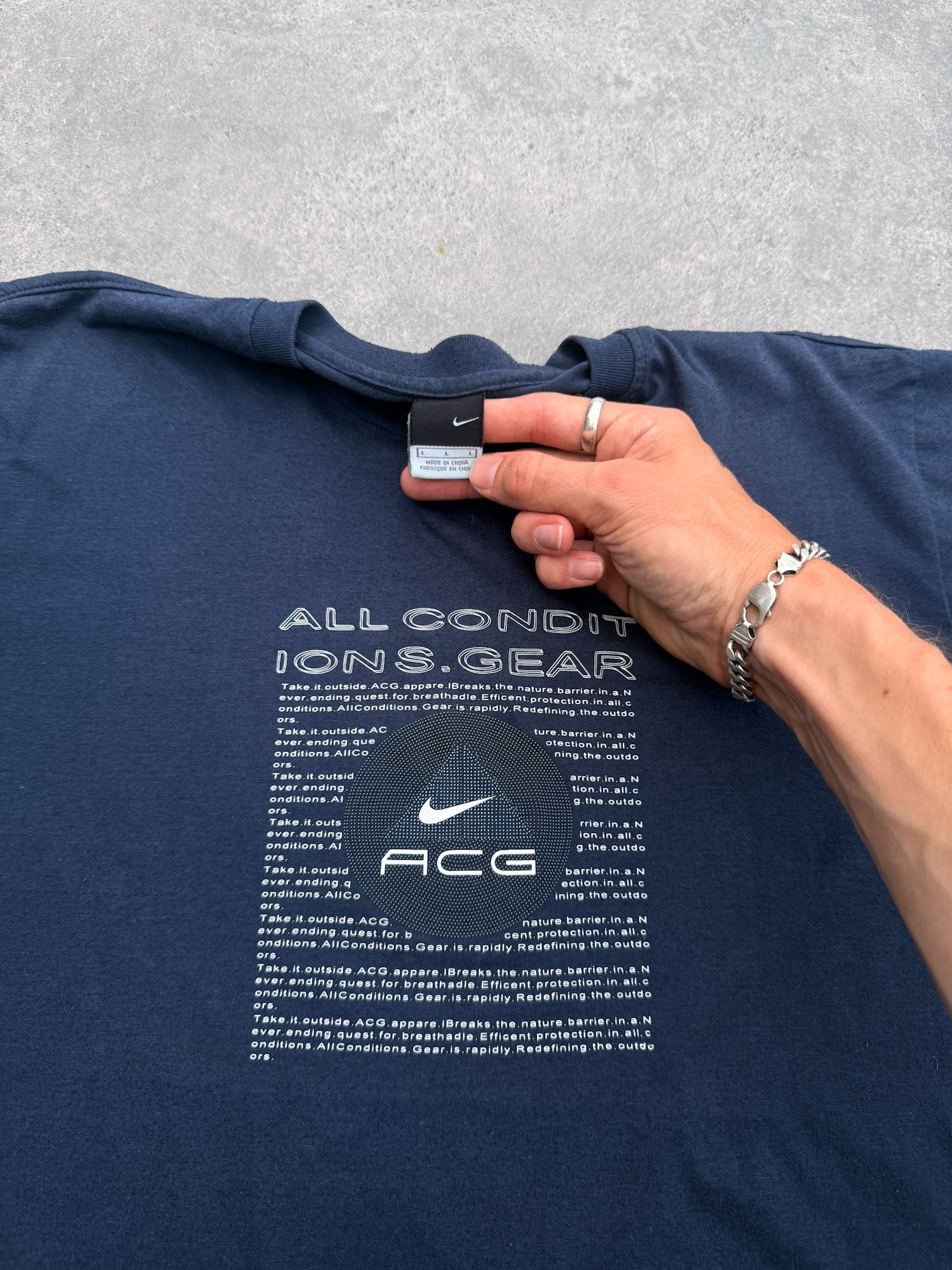 nike acg 2001 heavyweight graphic t-shirt, back view