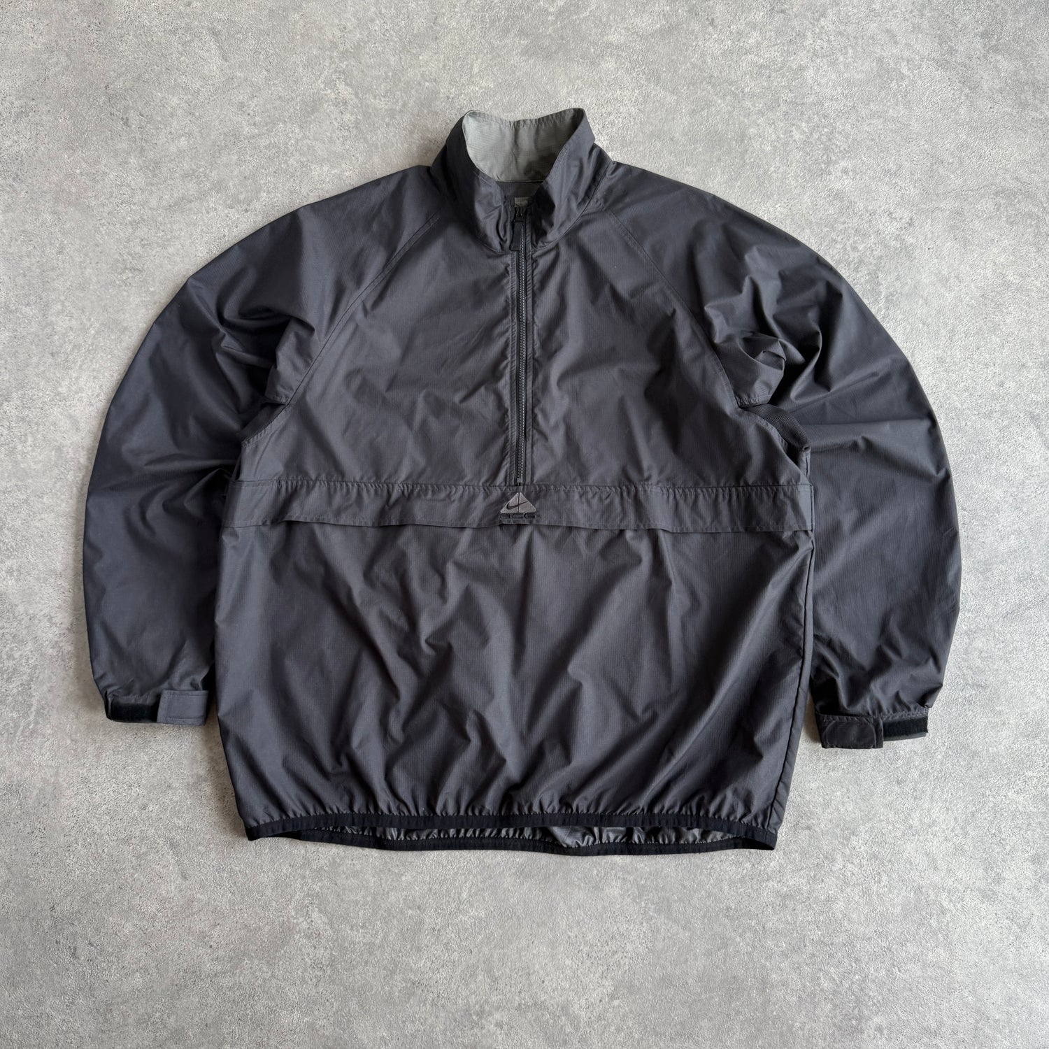 Nike ACG 1990s 1/4 zip lightweight packable shell jacket (XXL)