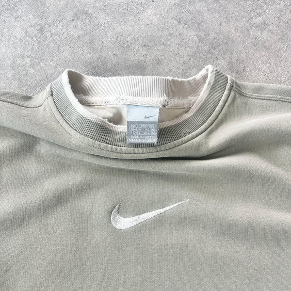 Nike 2000s heavyweight embroidered sweatshirt (L)