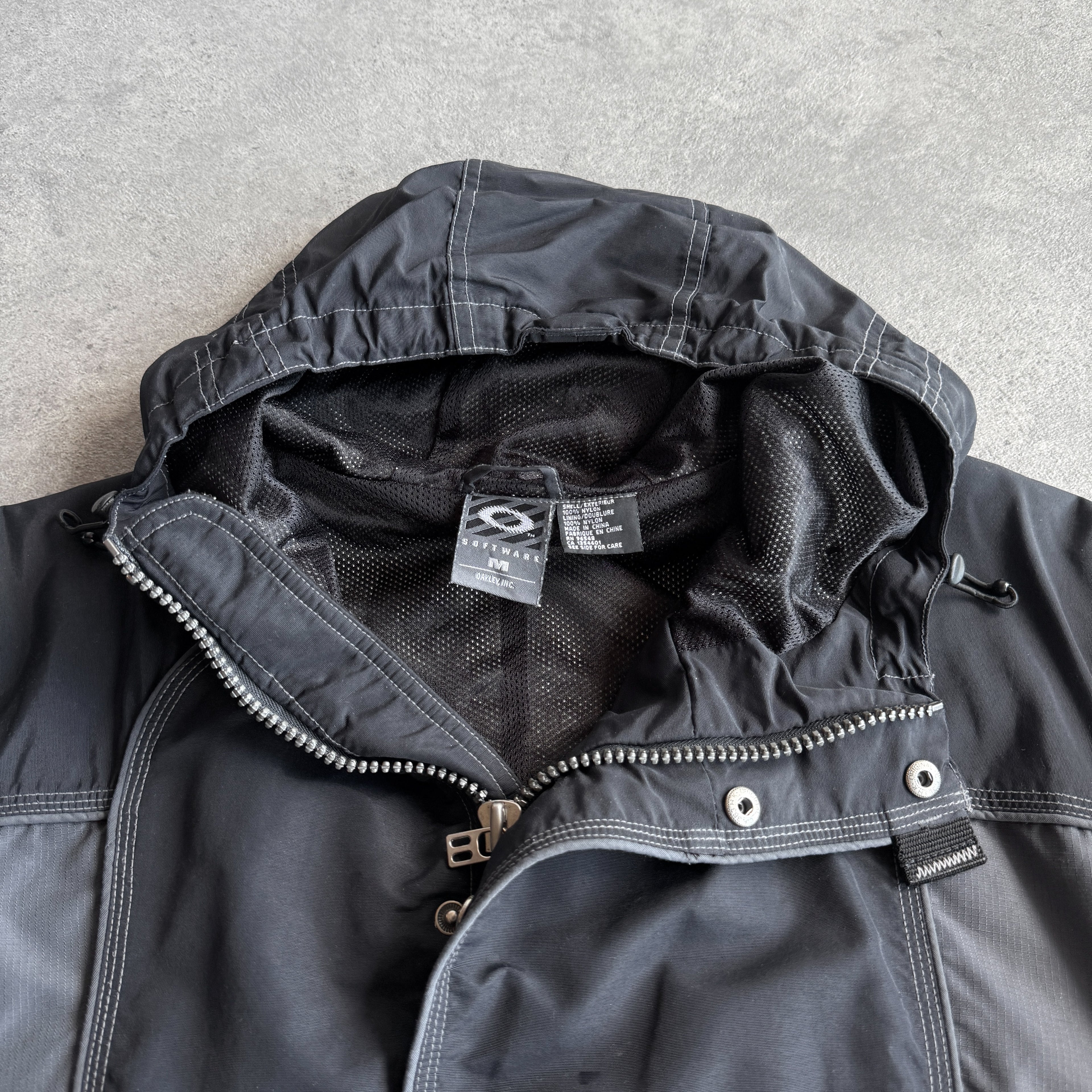 Oakley Software RARE 2000s 1/2 zip waterproof technical pullover jacket (M)