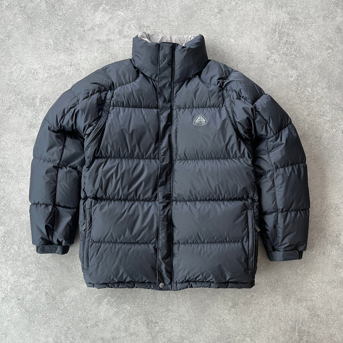 Nike ACG RARE 2000s heavyweight technical down fill puffer jacket (S)
