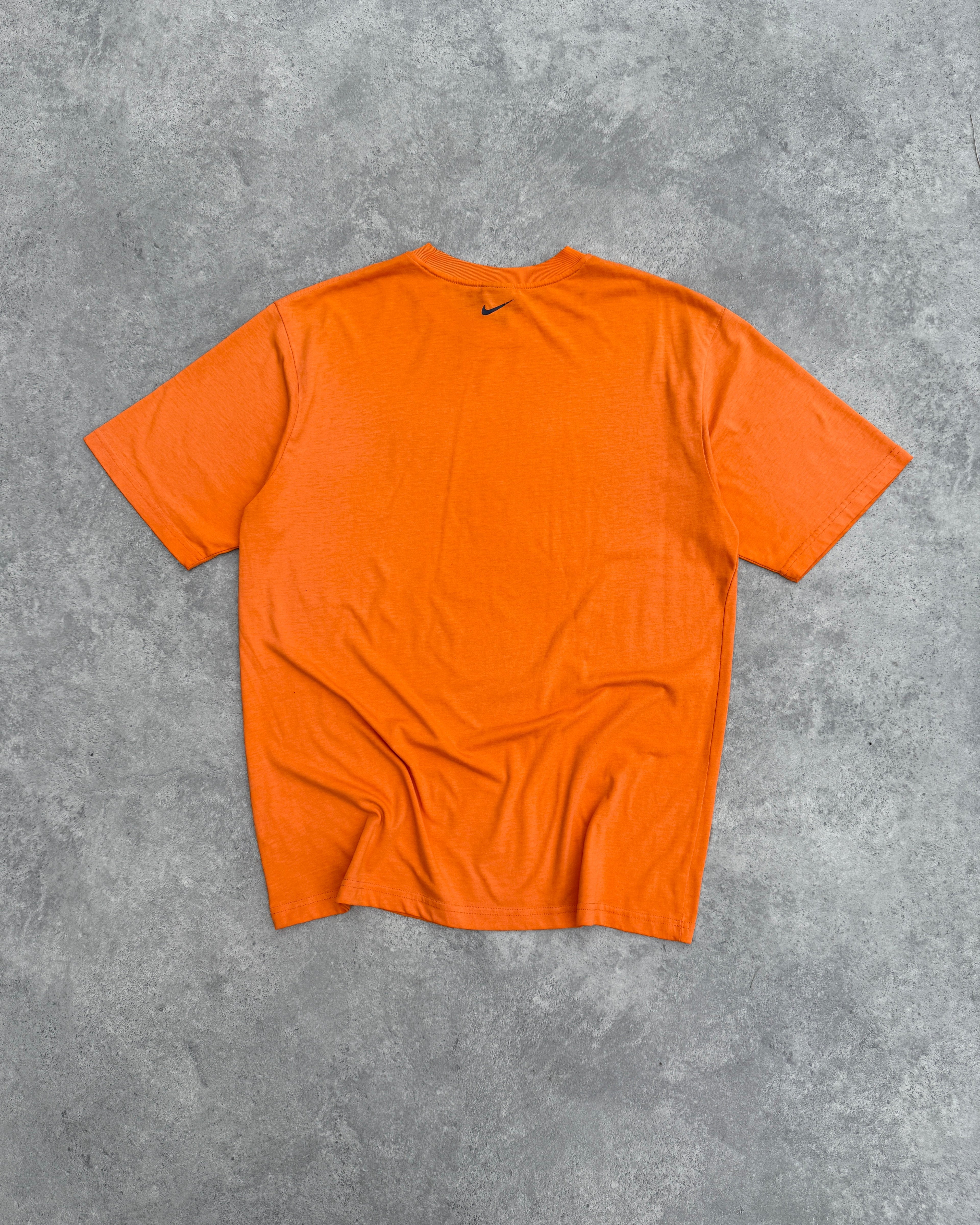nike acg 2001 heavyweight graphic t-shirt in orange, back view